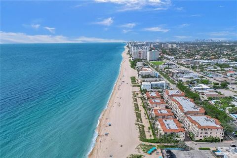 A home in Lauderdale By The Sea