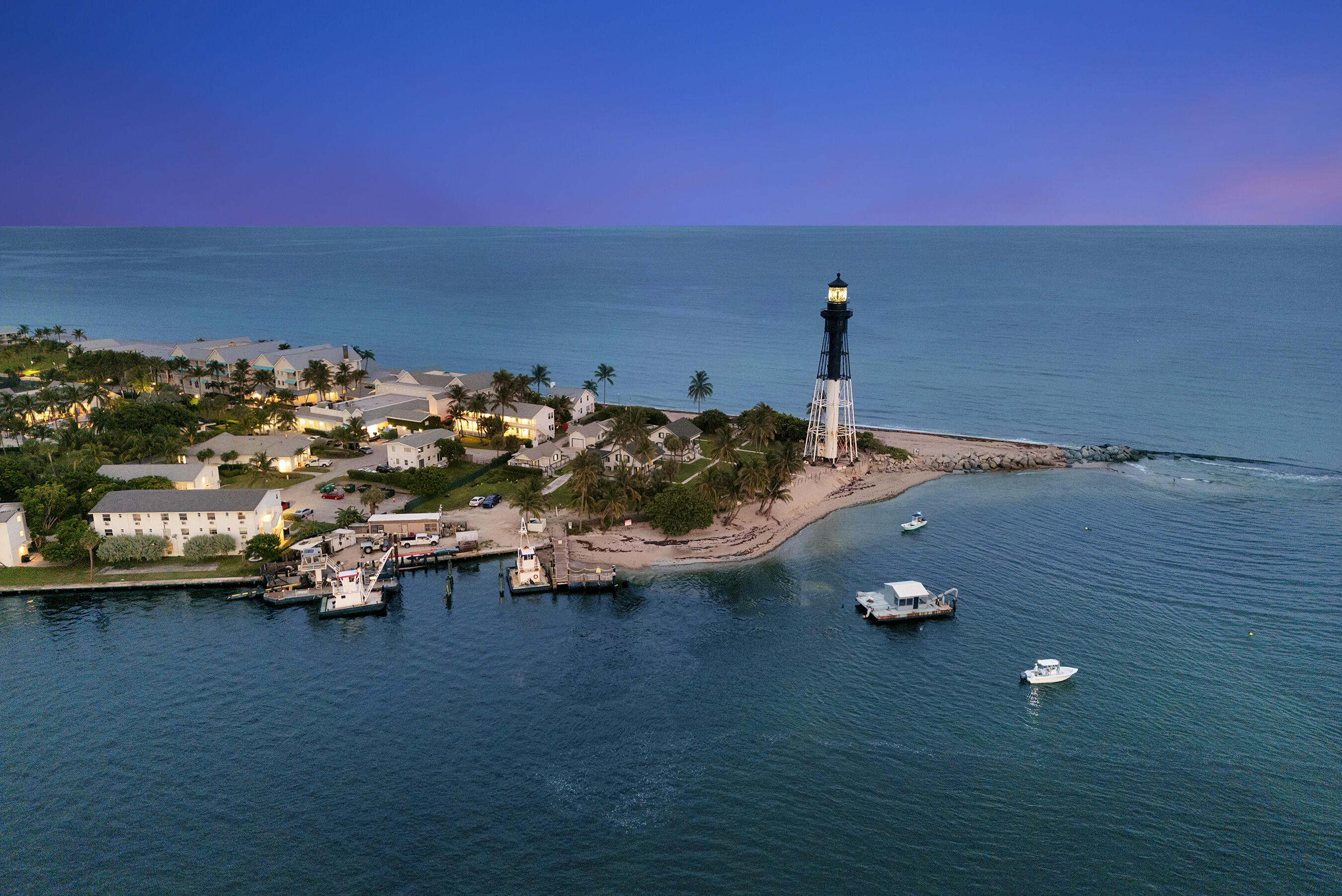 Hillsboro Shores - Residential