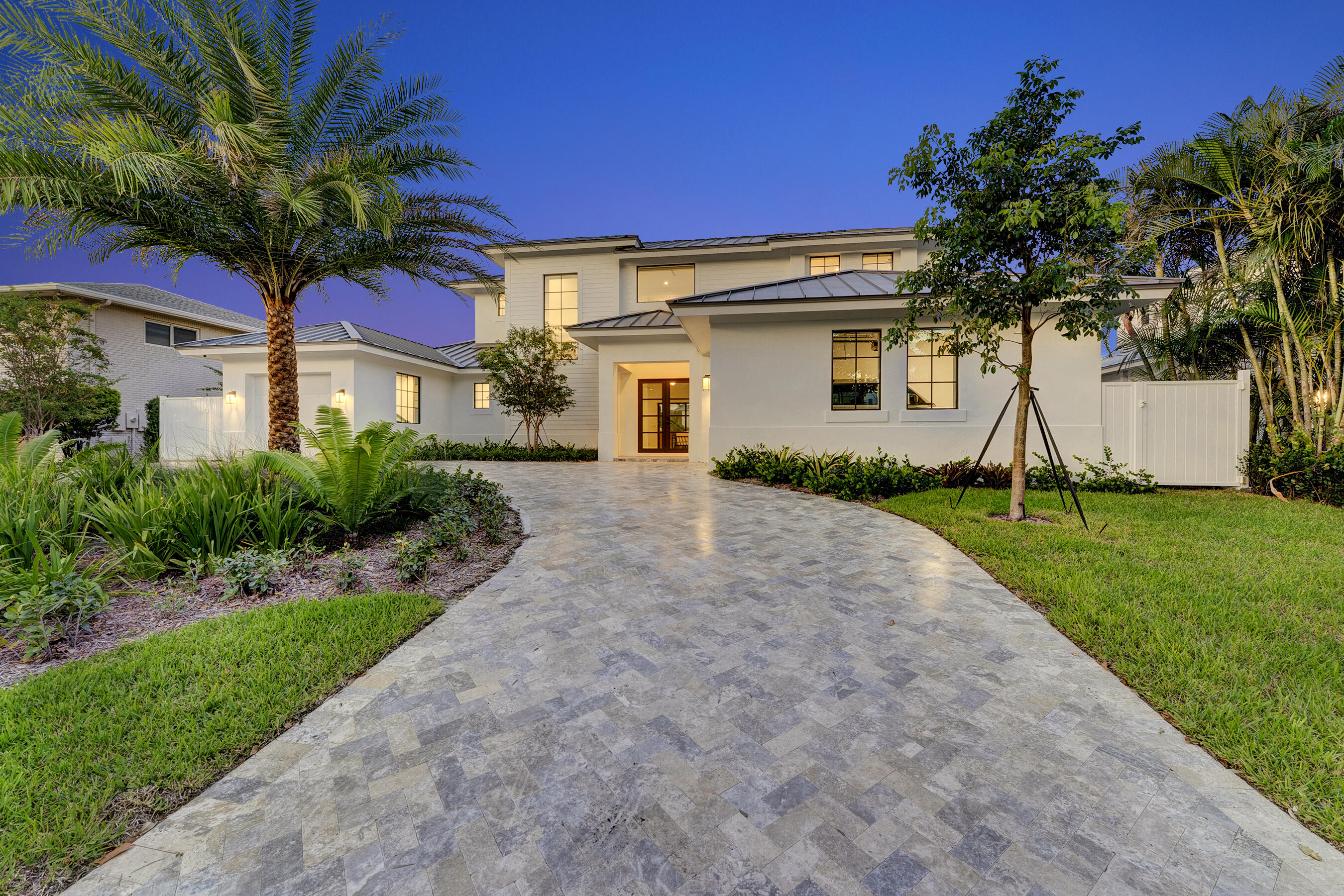 Hillsboro Shores - Residential