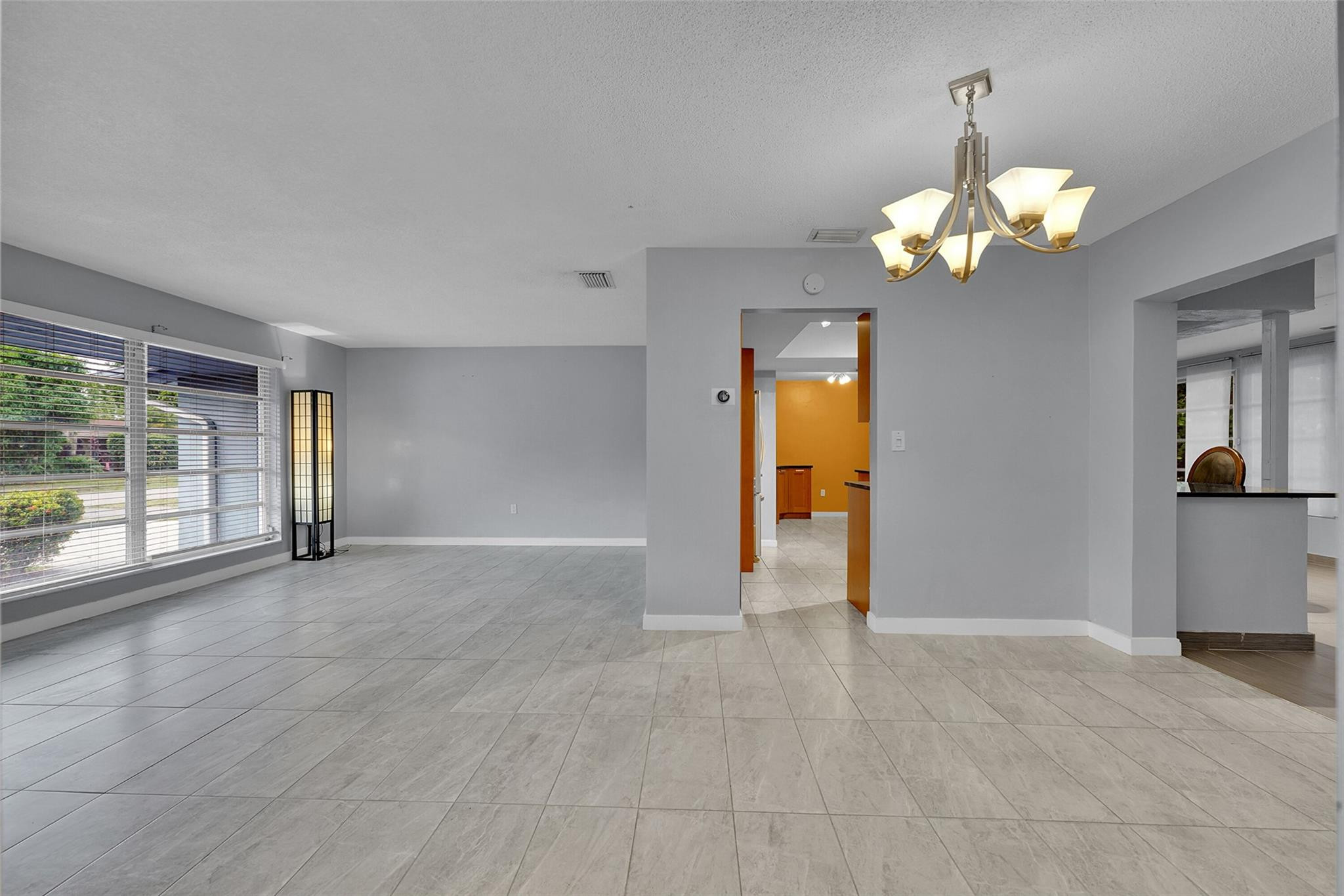 Sunrise Golf Village Sec - Residential