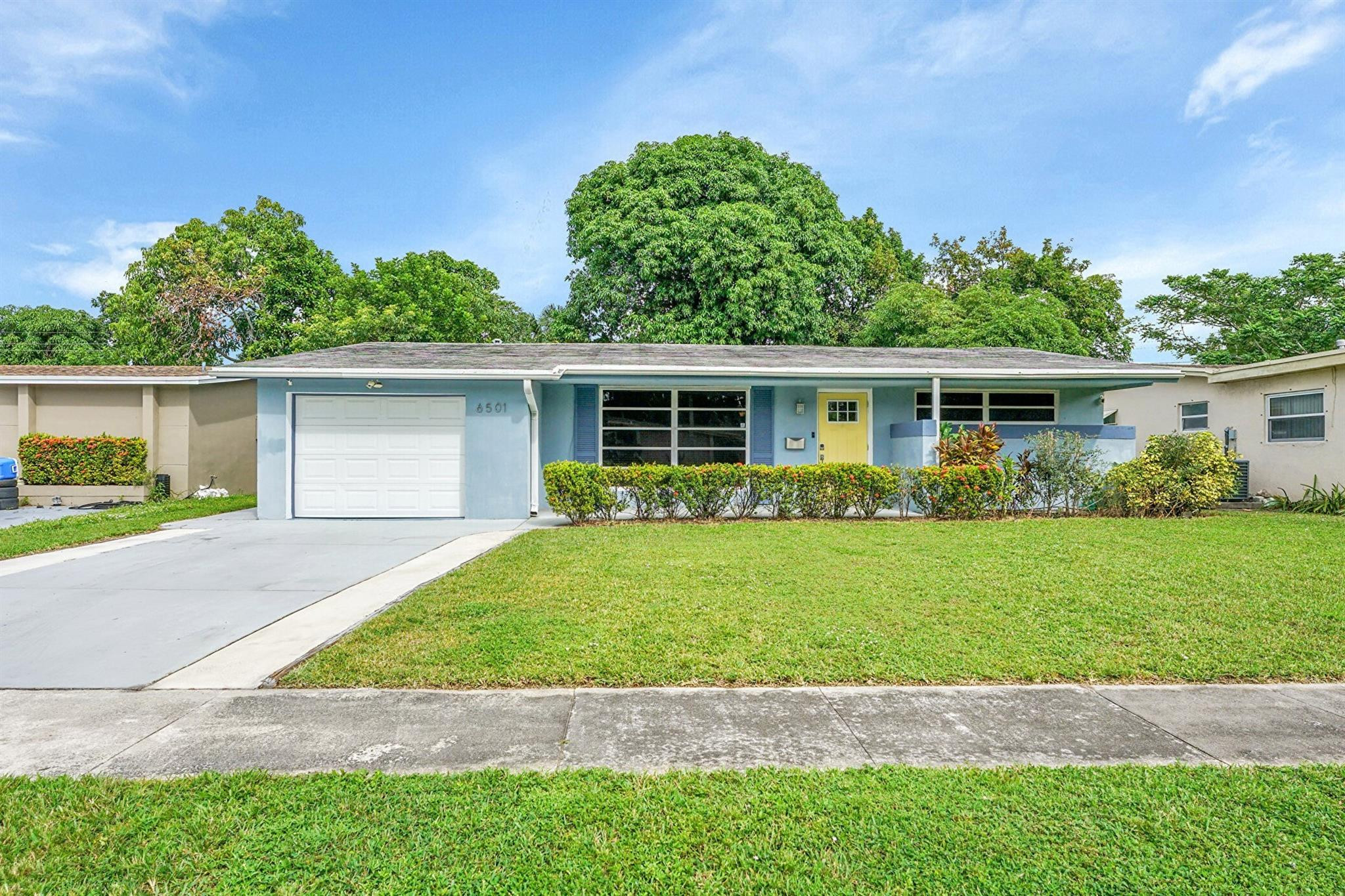 Sunrise Golf Village Sec - Residential