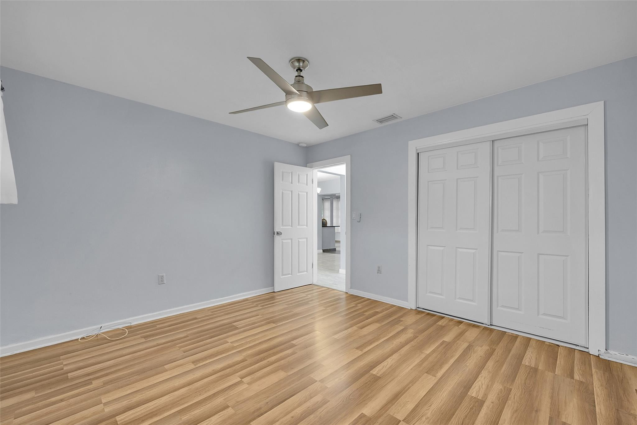 Sunrise Golf Village Sec - Residential