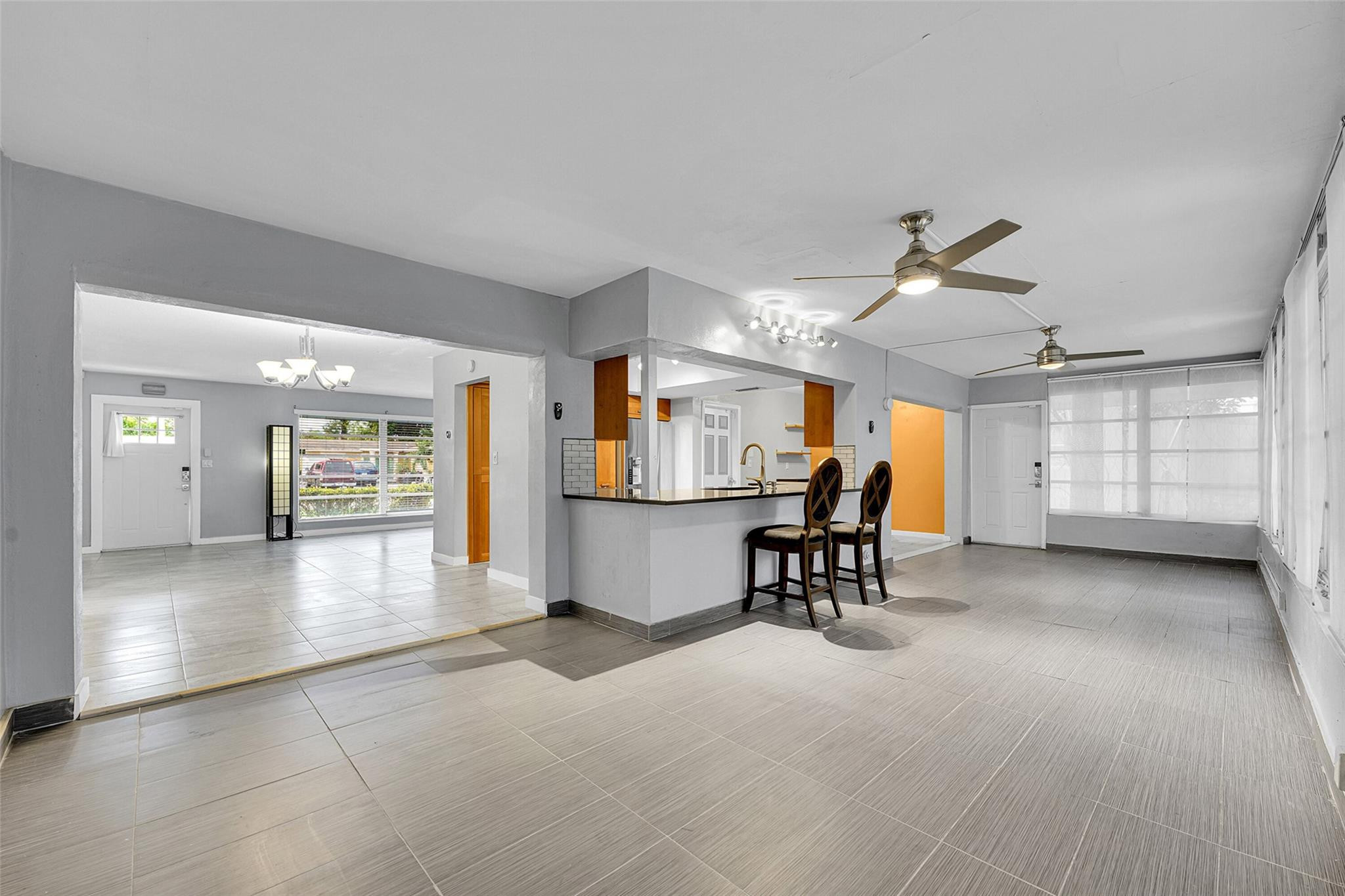 Sunrise Golf Village Sec - Residential