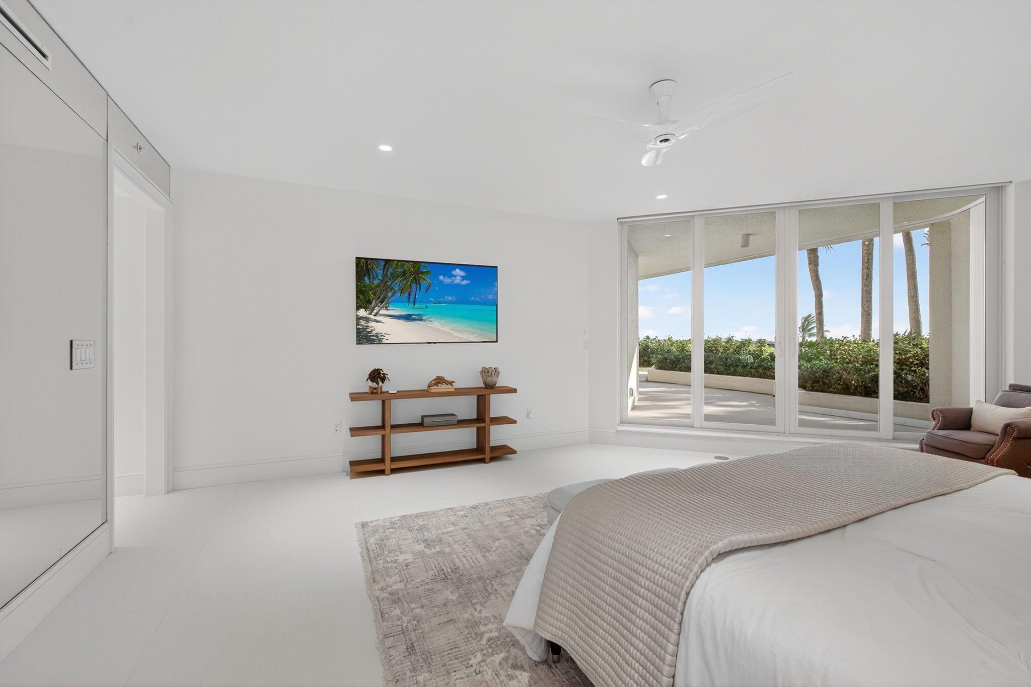 Stuart, Florida, 34996, United States, 3 Bedrooms Bedrooms, ,3 BathroomsBathrooms,Residential,Active,1990282