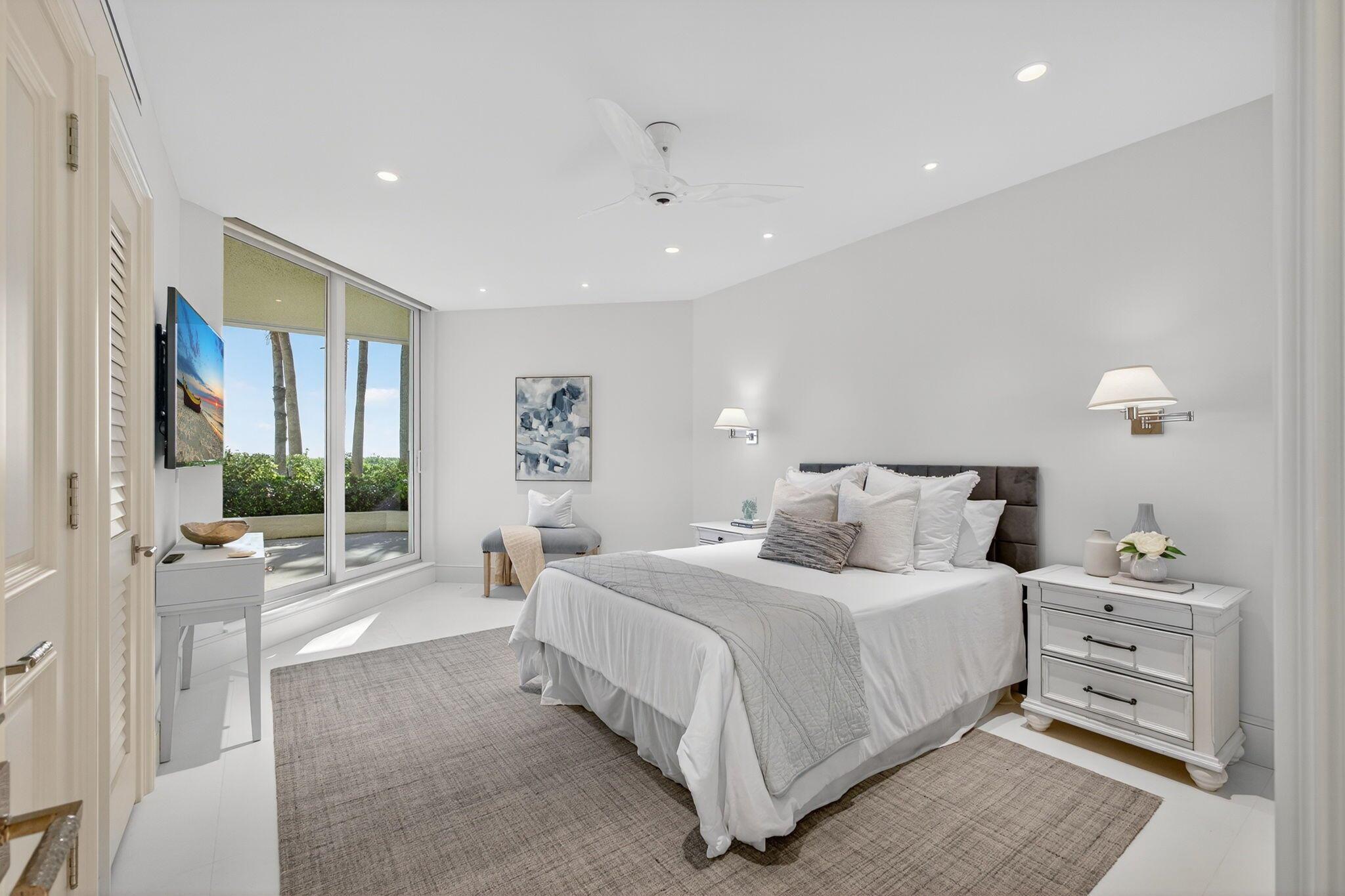 Stuart, Florida, 34996, United States, 3 Bedrooms Bedrooms, ,3 BathroomsBathrooms,Residential,Active,1990282