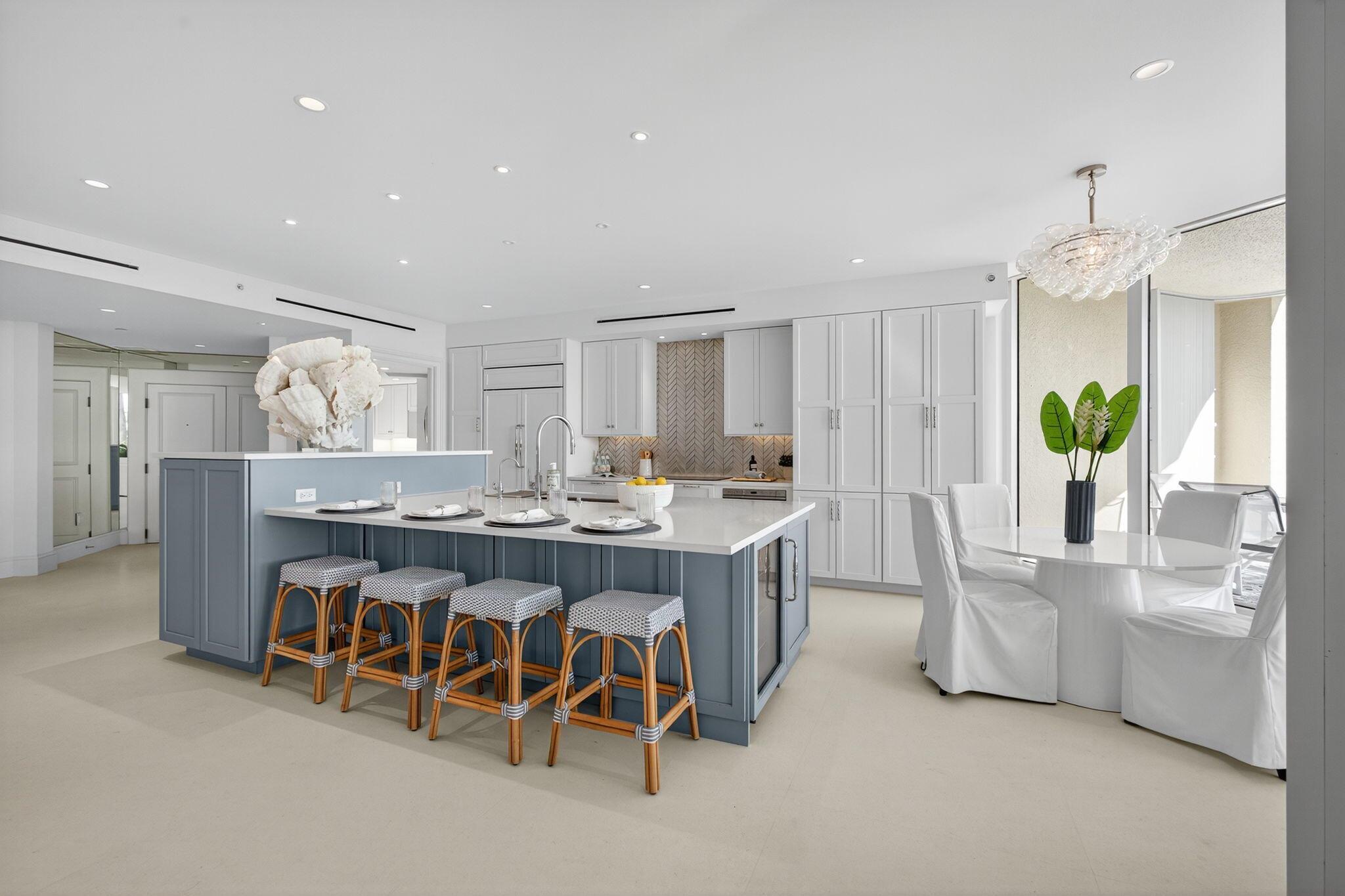 Stuart, Florida, 34996, United States, 3 Bedrooms Bedrooms, ,3 BathroomsBathrooms,Residential,Active,1990282