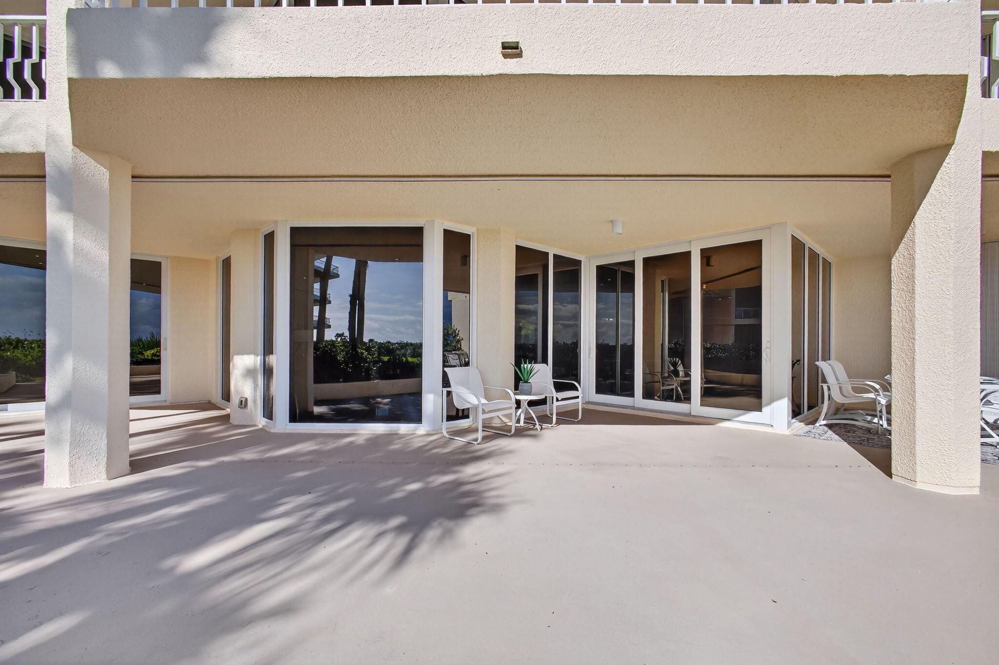 Stuart, Florida, 34996, United States, 3 Bedrooms Bedrooms, ,3 BathroomsBathrooms,Residential,Active,1990282