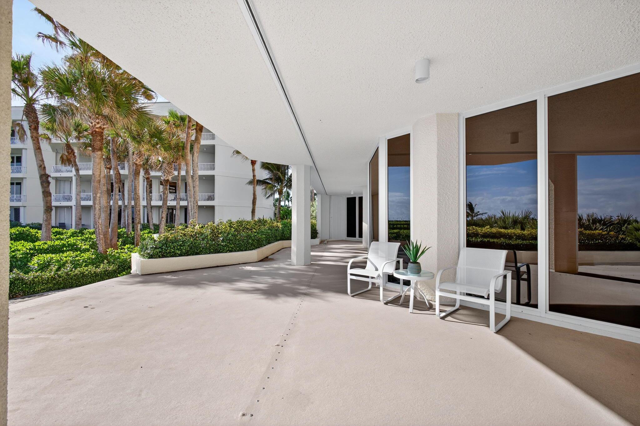 Stuart, Florida, 34996, United States, 3 Bedrooms Bedrooms, ,3 BathroomsBathrooms,Residential,Active,1990282