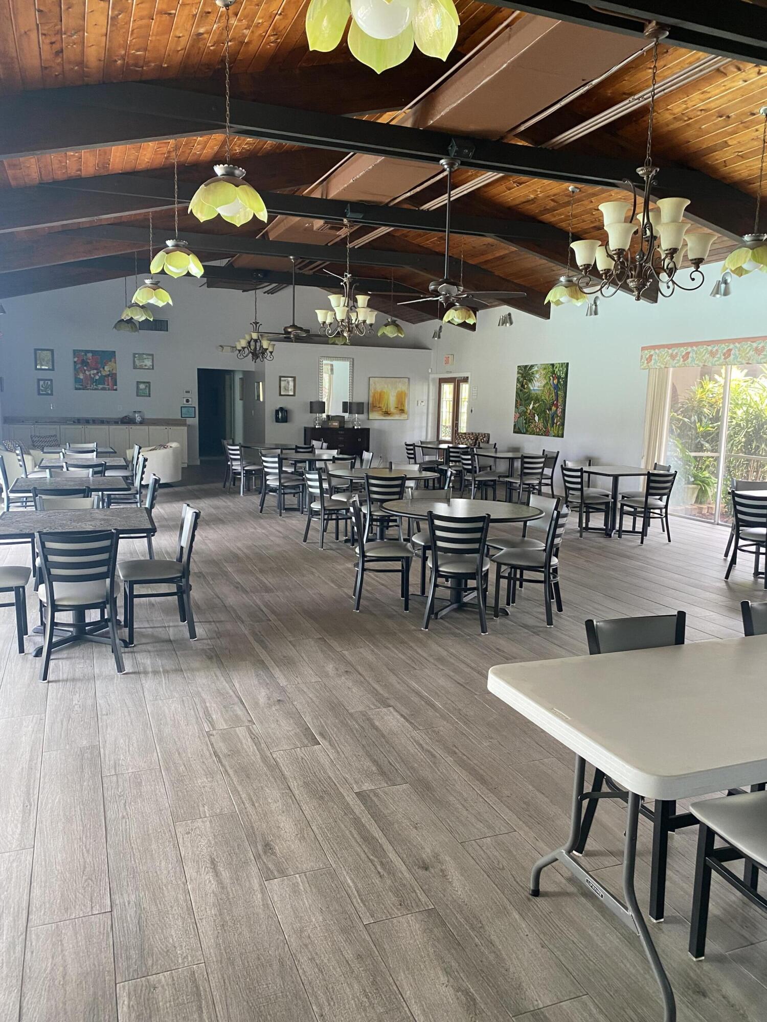 LAKE CLARKE GARDENS CONDO 23 - Residential