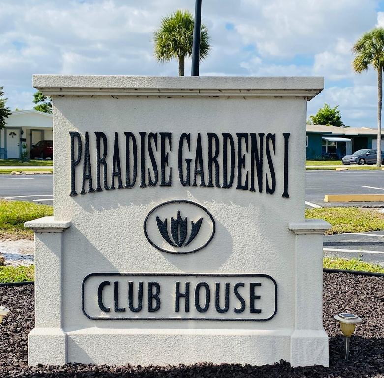 PARADISE GARDENS - Residential Lease