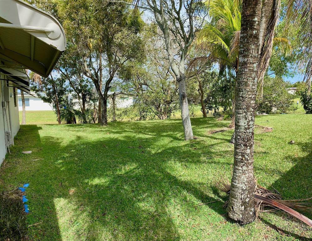 PARADISE GARDENS - Residential Lease