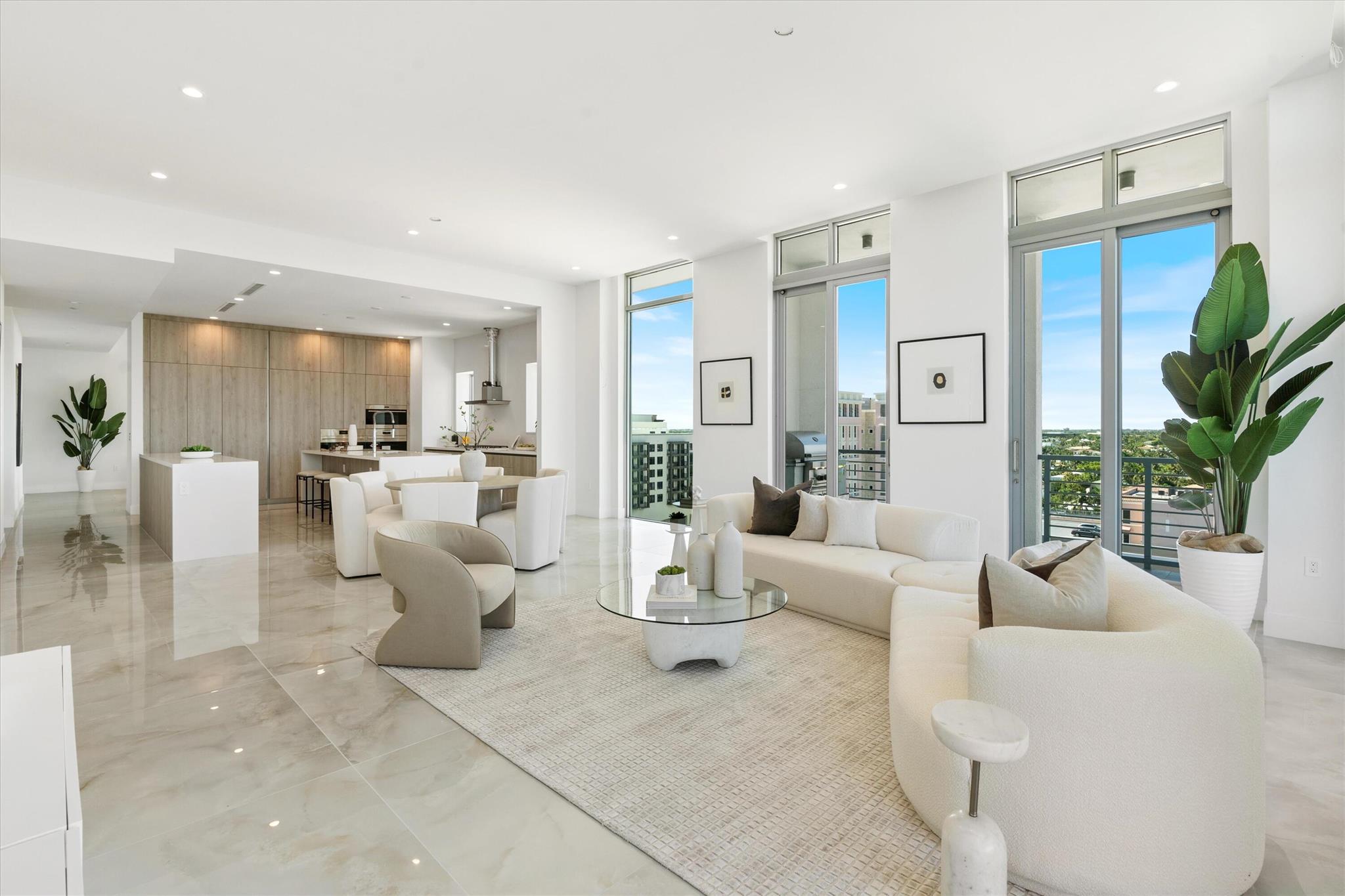 ROYAL PALM RESIDENCES CON - Residential