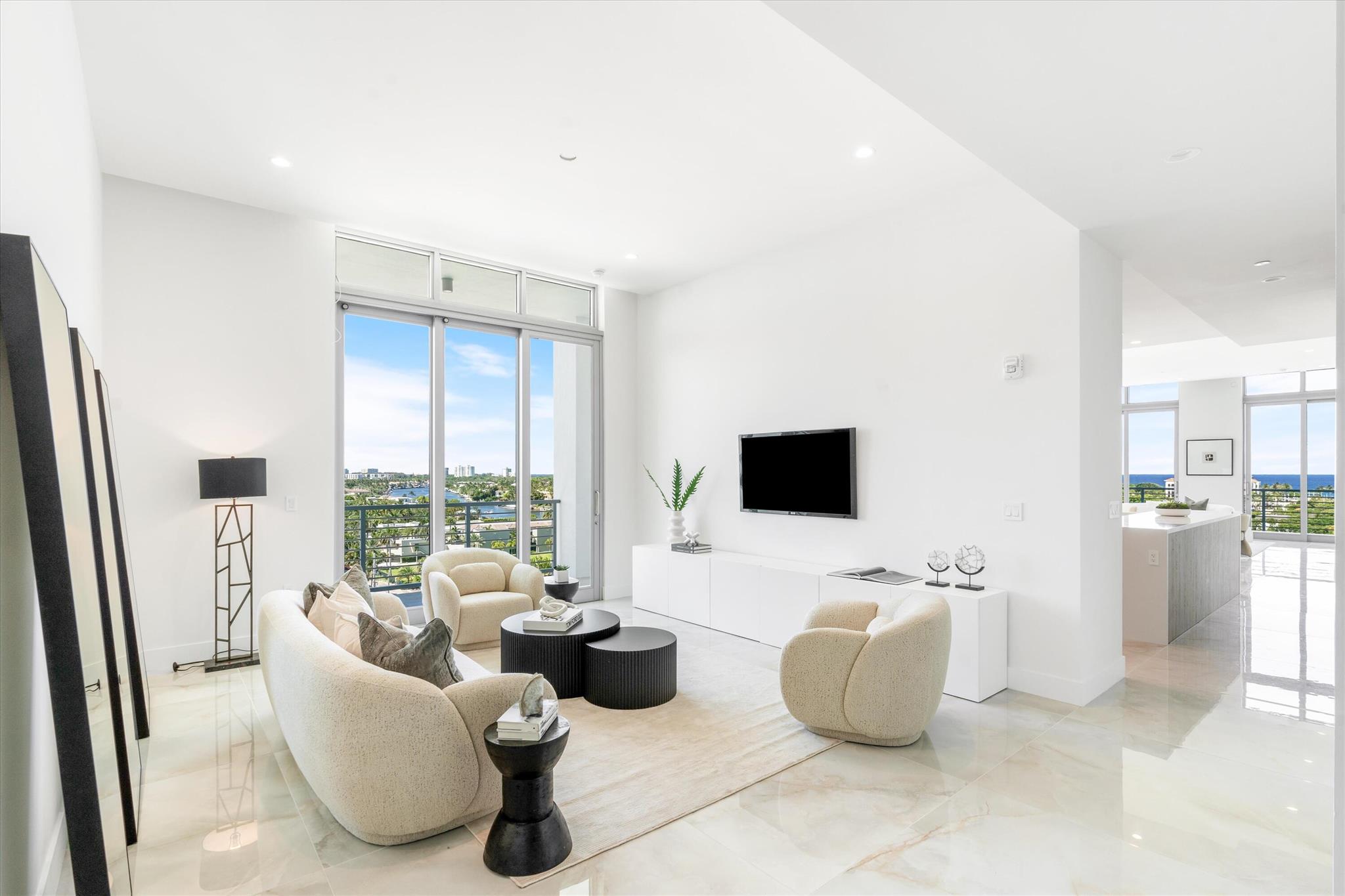 ROYAL PALM RESIDENCES CON - Residential