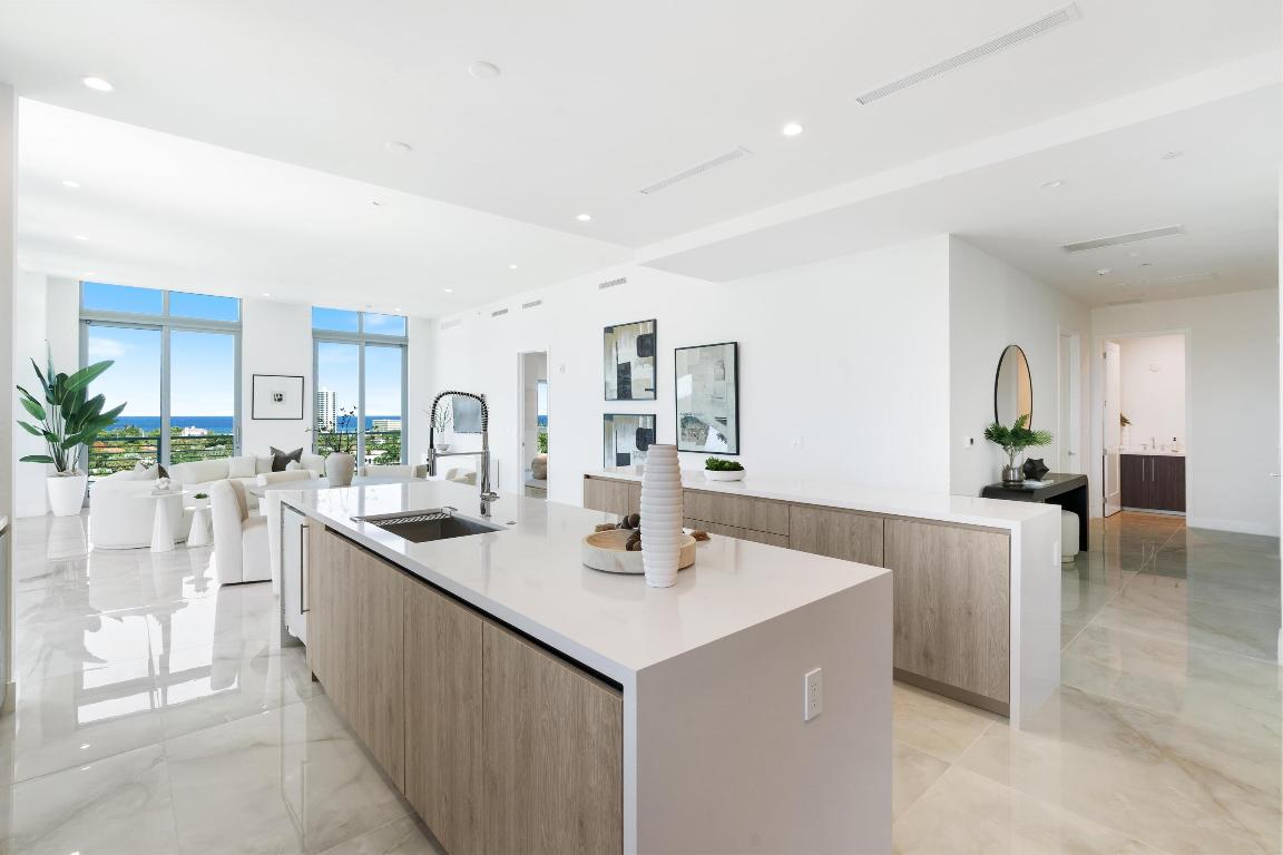 ROYAL PALM RESIDENCES CONDO - Residential