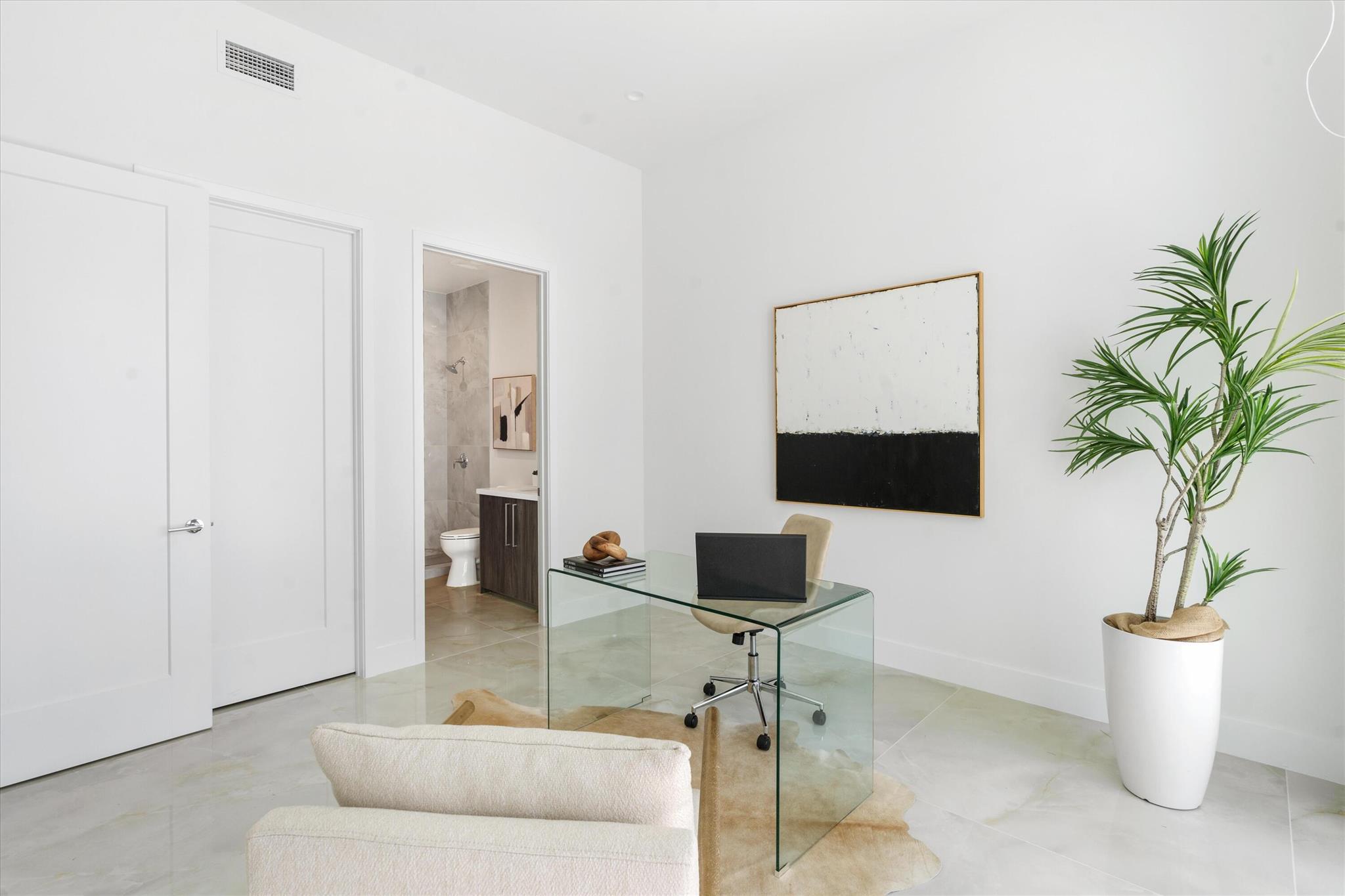 ROYAL PALM RESIDENCES CON - Residential