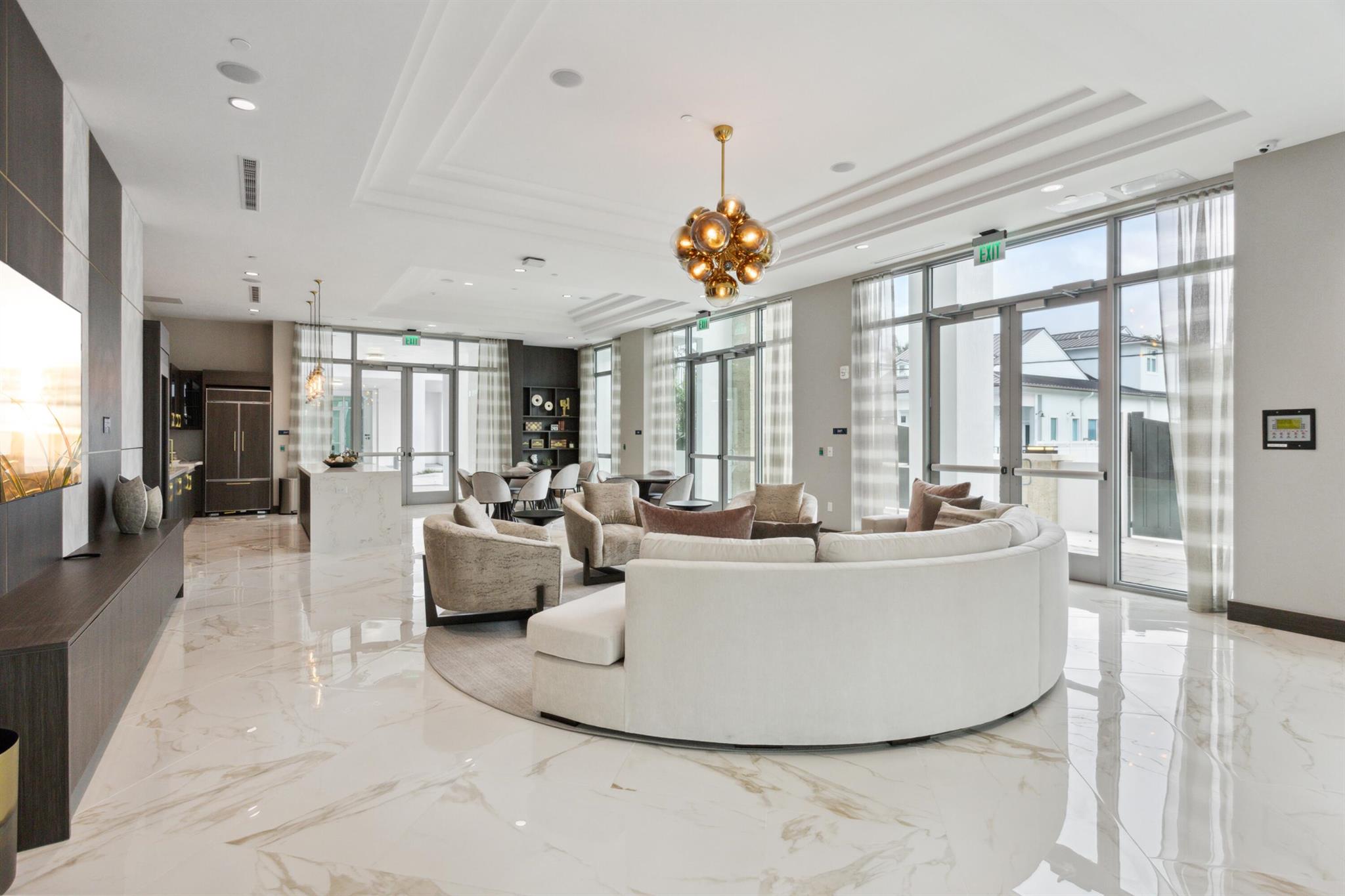 ROYAL PALM RESIDENCES CON - Residential