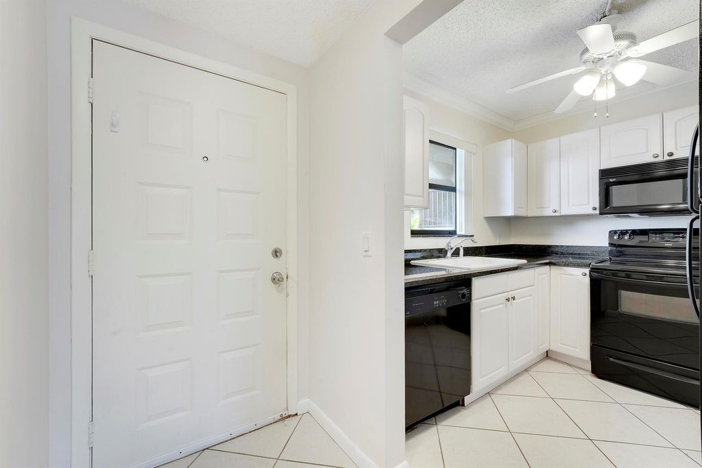 Photo of 890 N Federal Highway #208, Lantana, FL 33462 (MLS # R11103361)