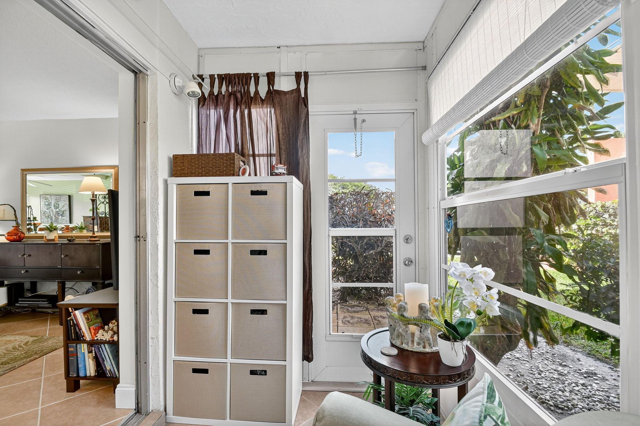 CENTURY VILLAGE / GOLFS E - Residential