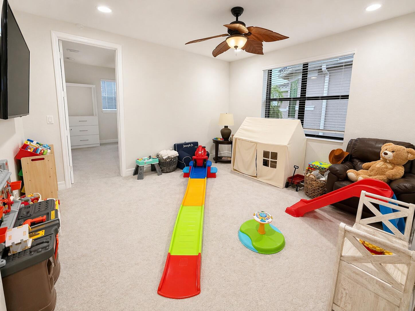 BOTANICA LAKES - Residential
