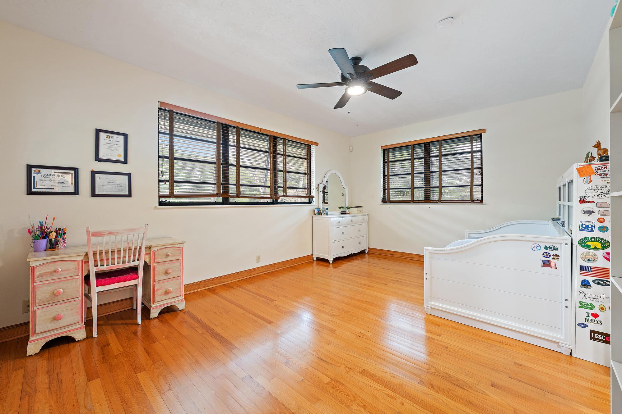 Island Country Estates - Residential