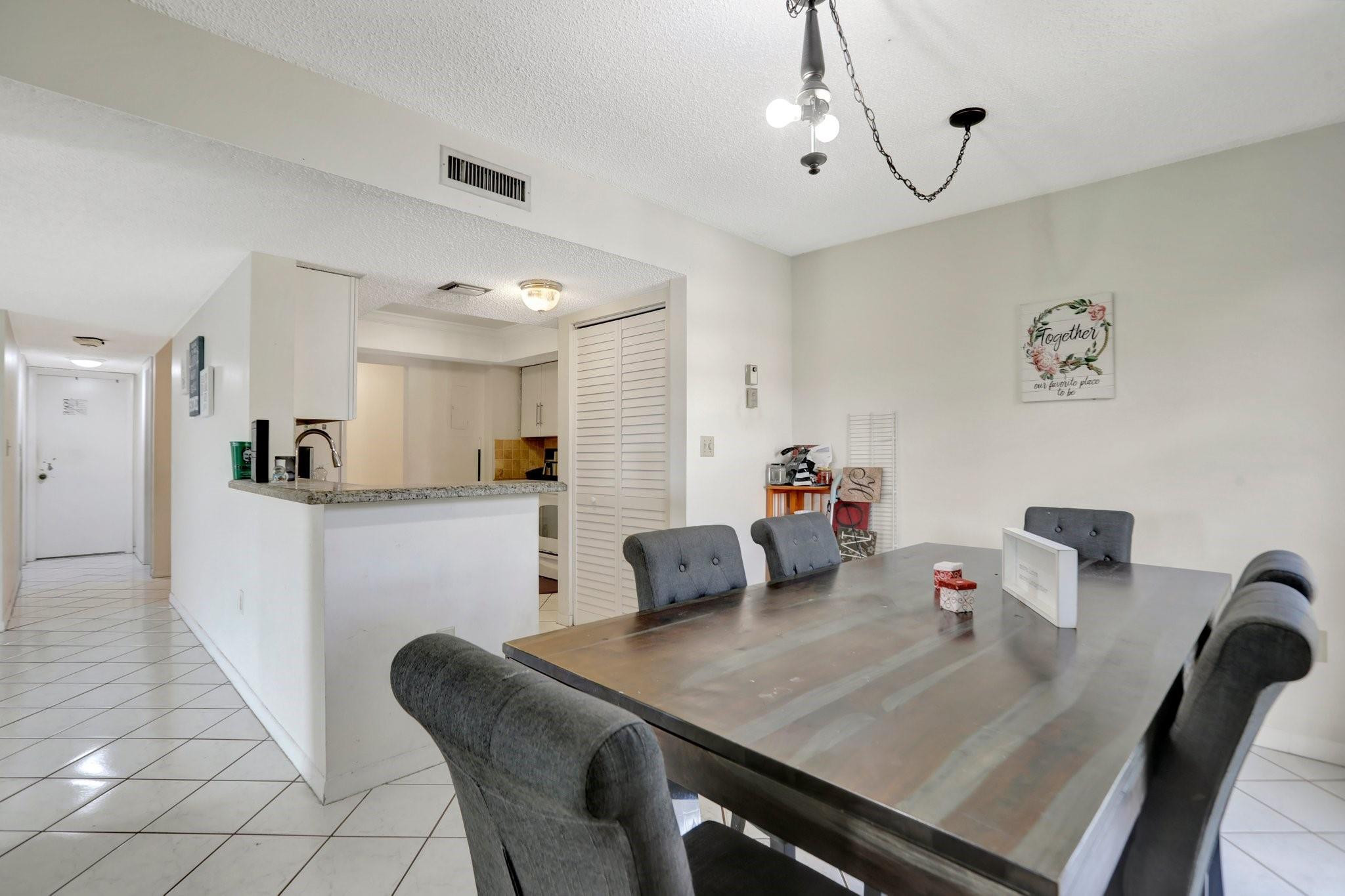 INVERWOOD CONDO - Residential