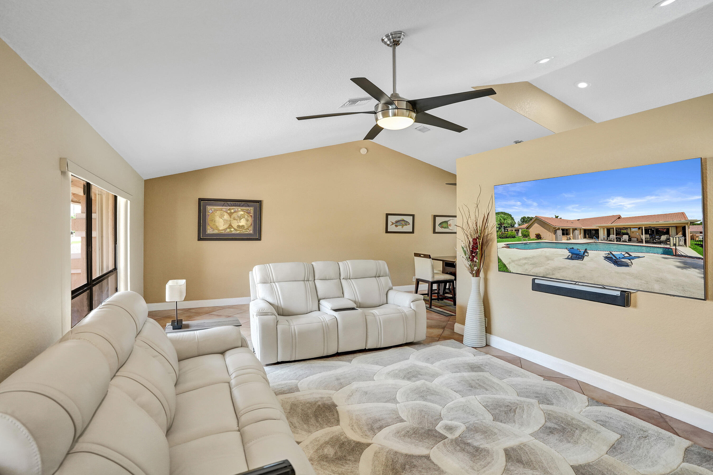 9255 Sun Pointe Drive