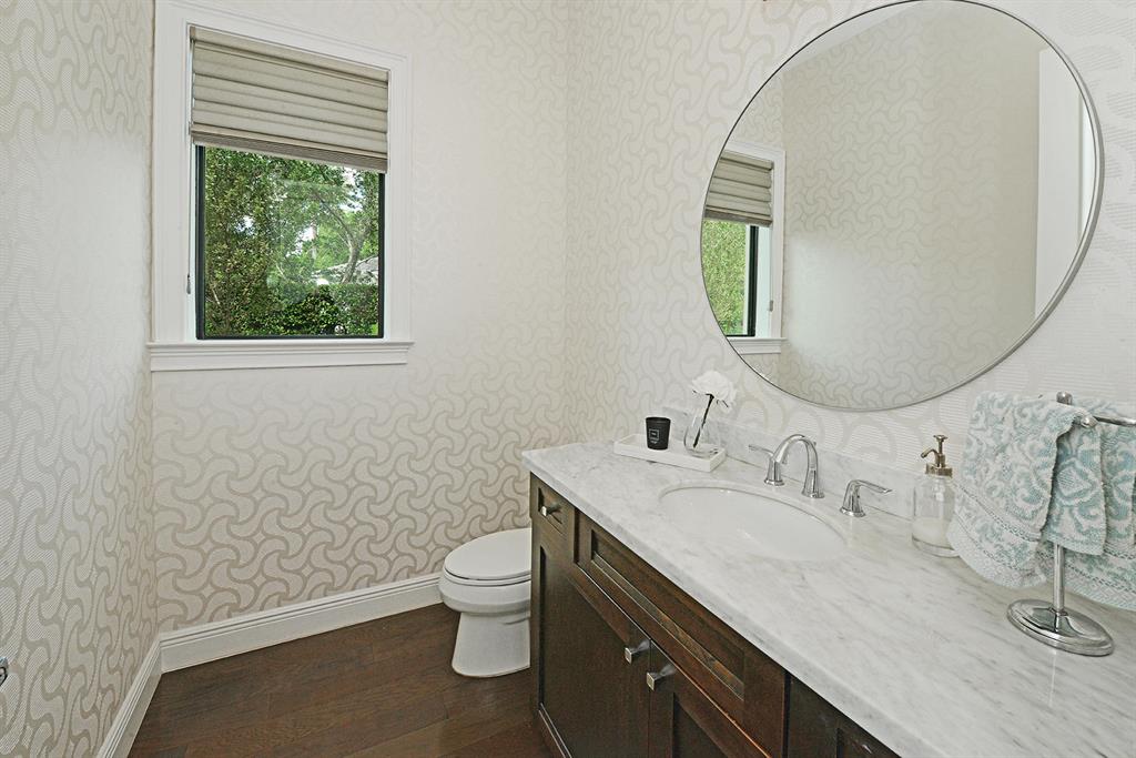 THE OAKS - Residential