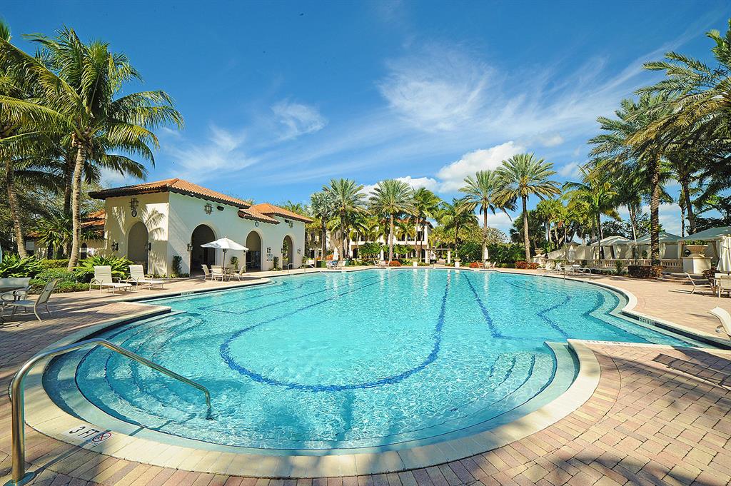 THE OAKS - Residential