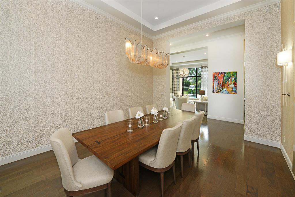 THE OAKS - Residential