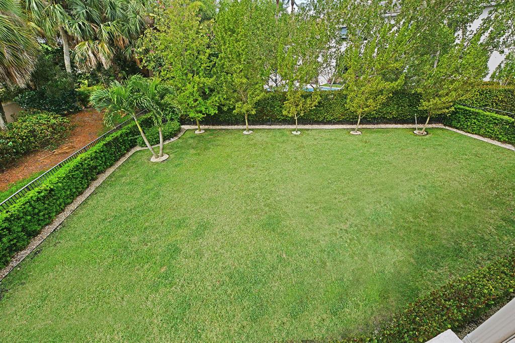 THE OAKS - Residential