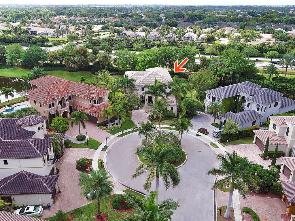 THE OAKS - Residential