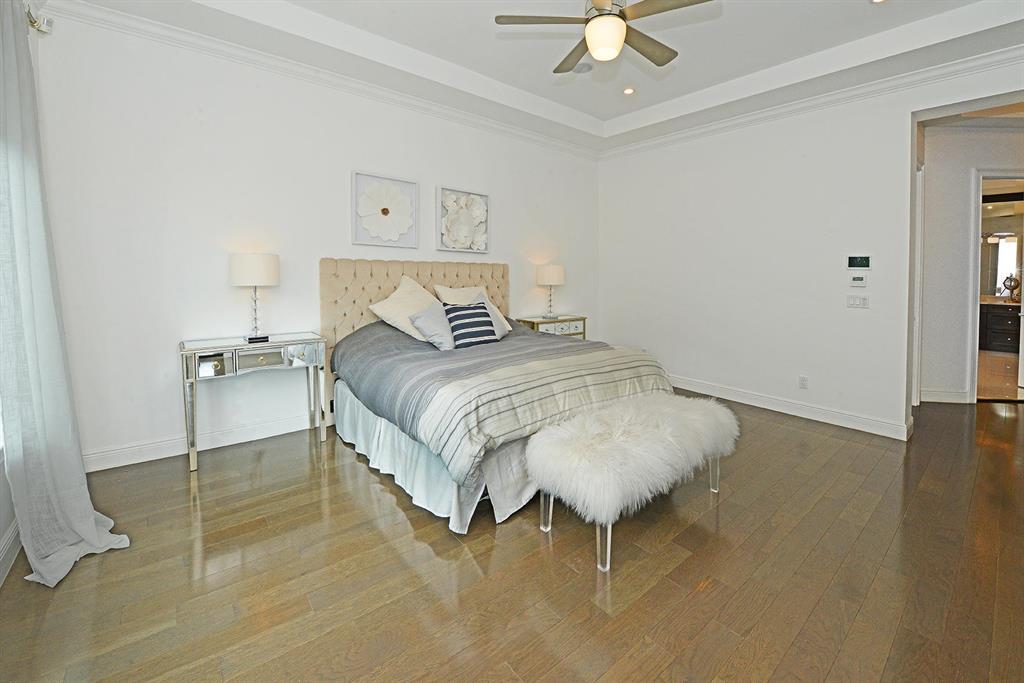 THE OAKS - Residential