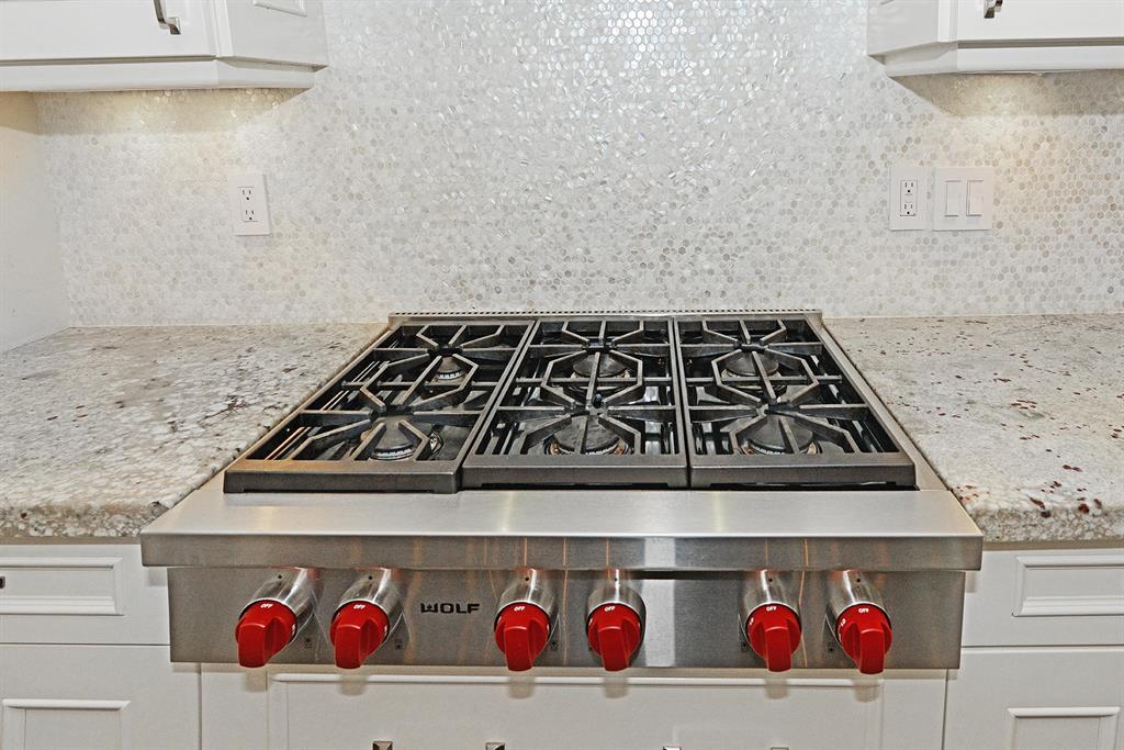 THE OAKS - Residential