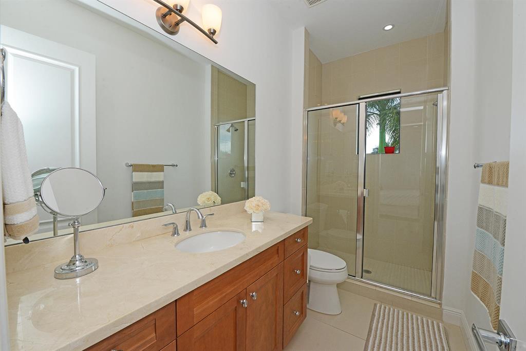 THE OAKS - Residential