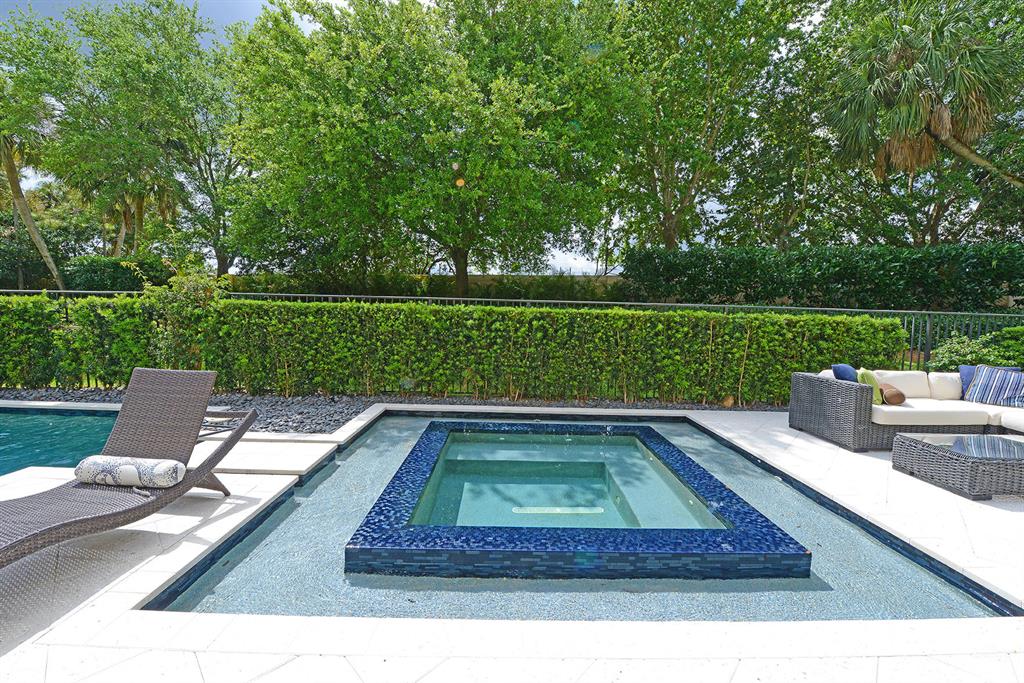 THE OAKS - Residential