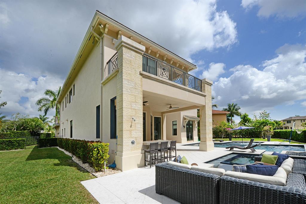 THE OAKS - Residential