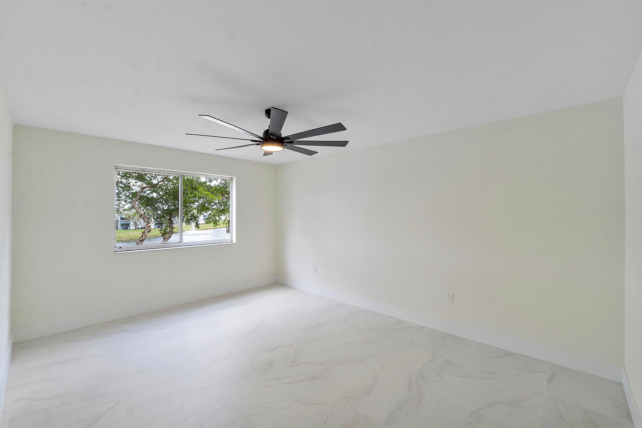 WELDON CONDOMINIUM - Residential