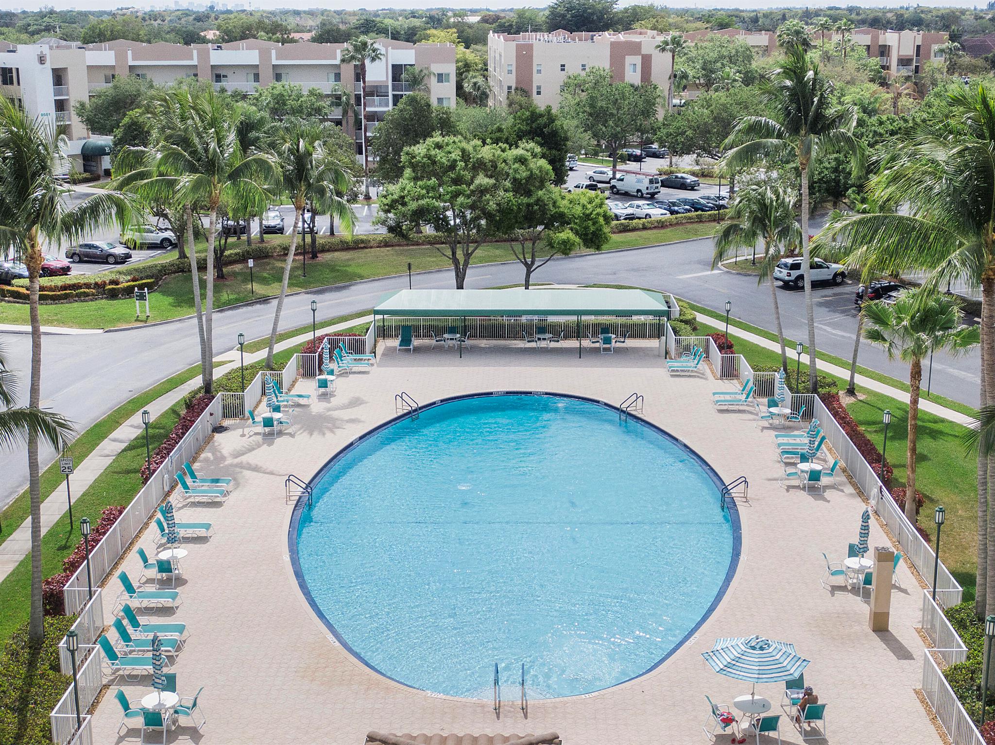 WELDON CONDOMINIUM - Residential