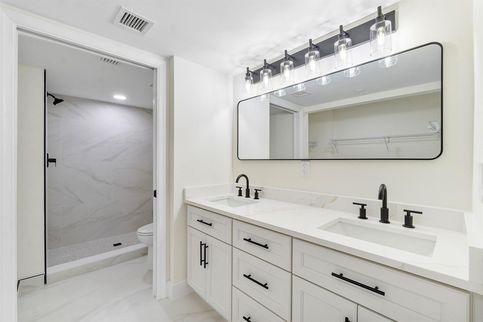 WELDON CONDOMINIUM - Residential