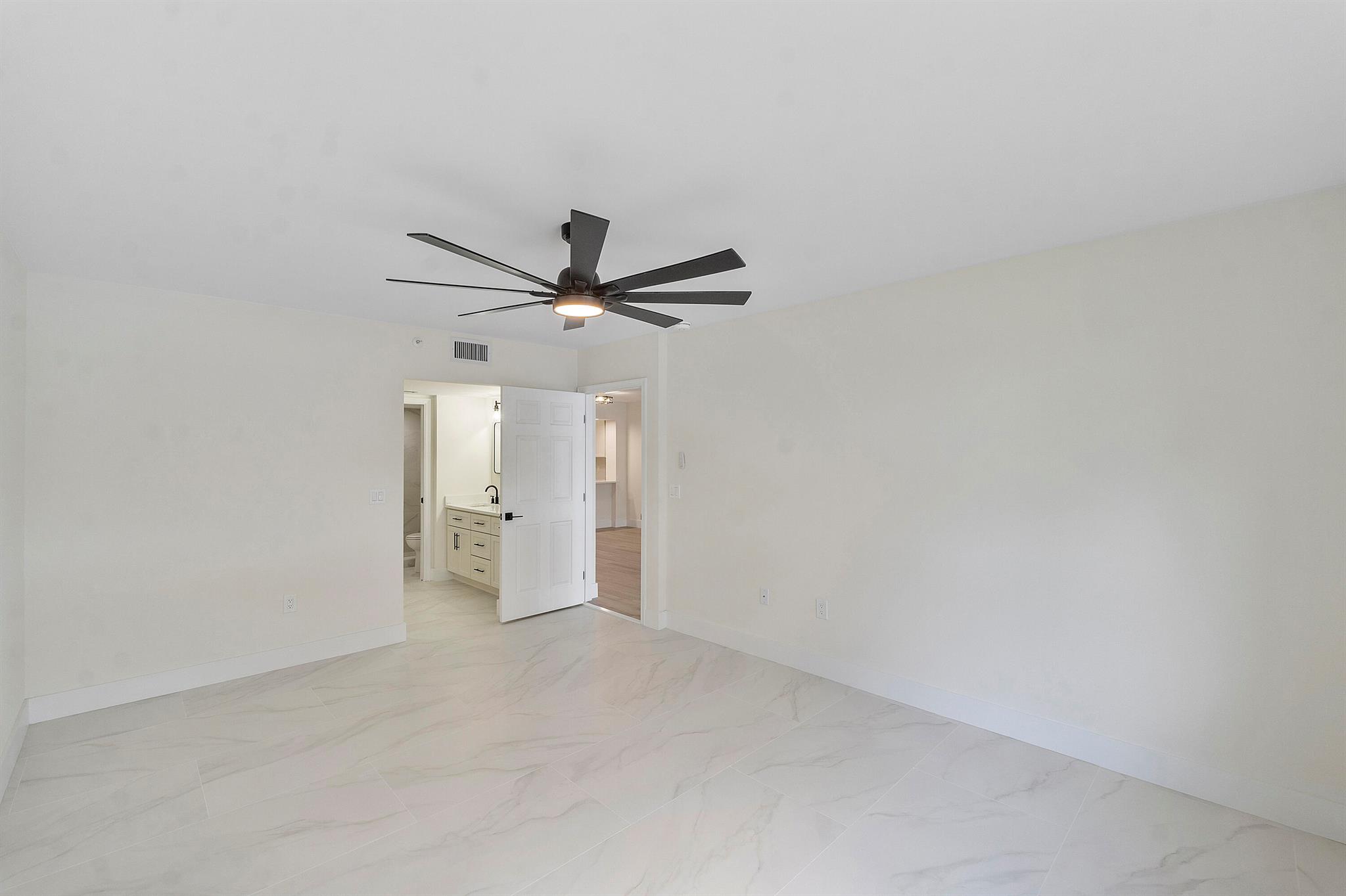 WELDON CONDOMINIUM - Residential