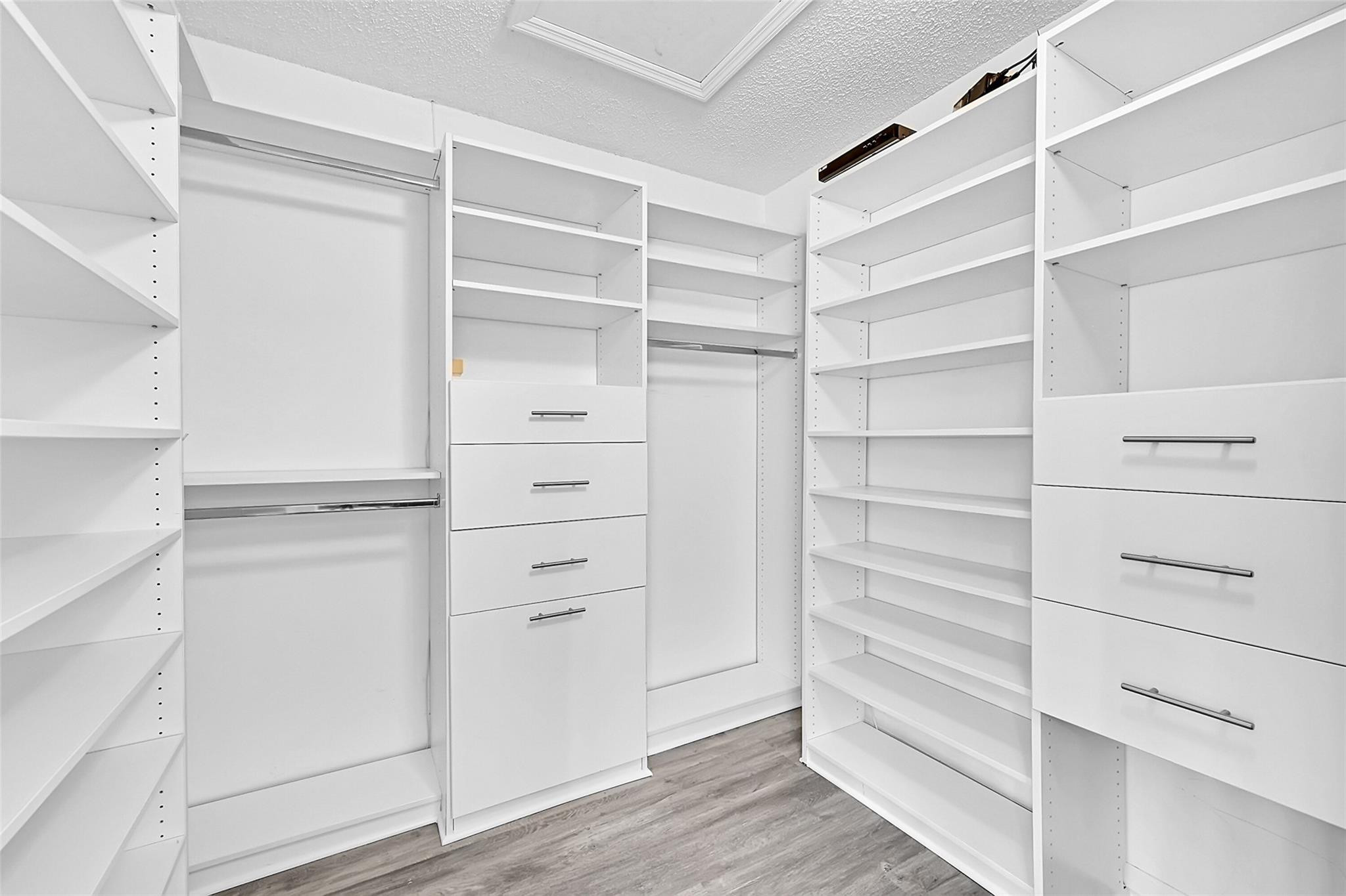 WINSTON PARK - Residential Lease
