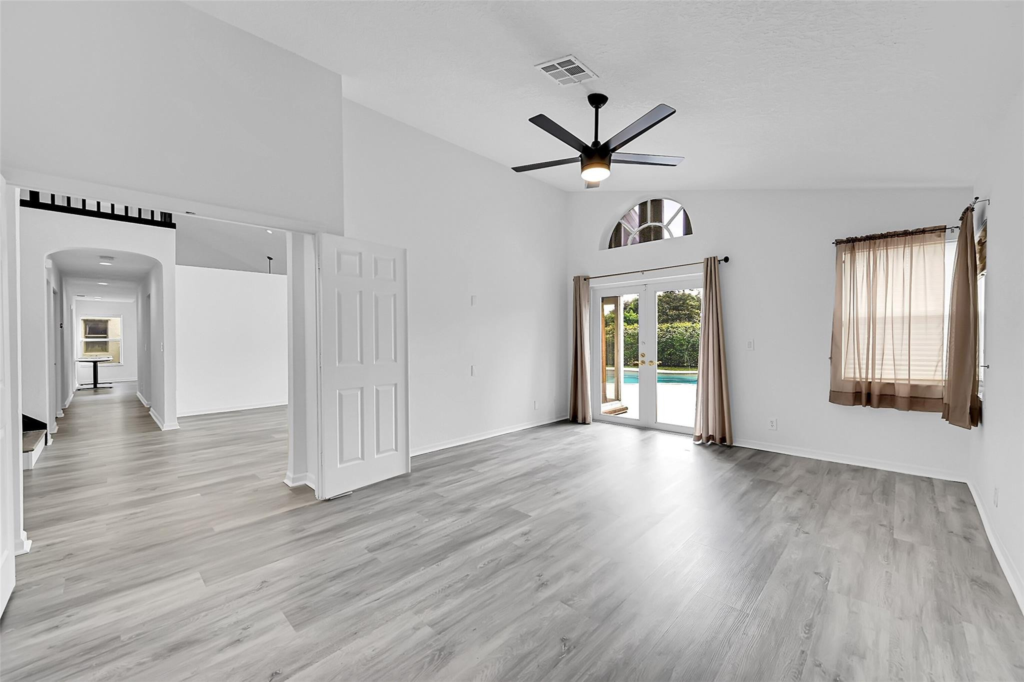 WINSTON PARK - Residential Lease