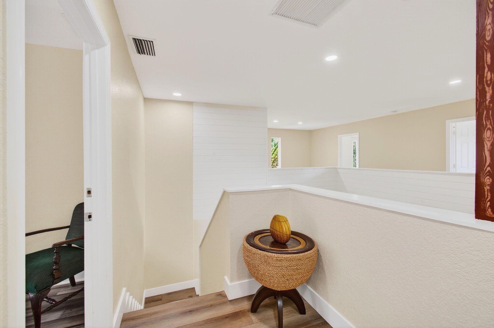 NORTH PALM BEACH VILLAGE - Residential