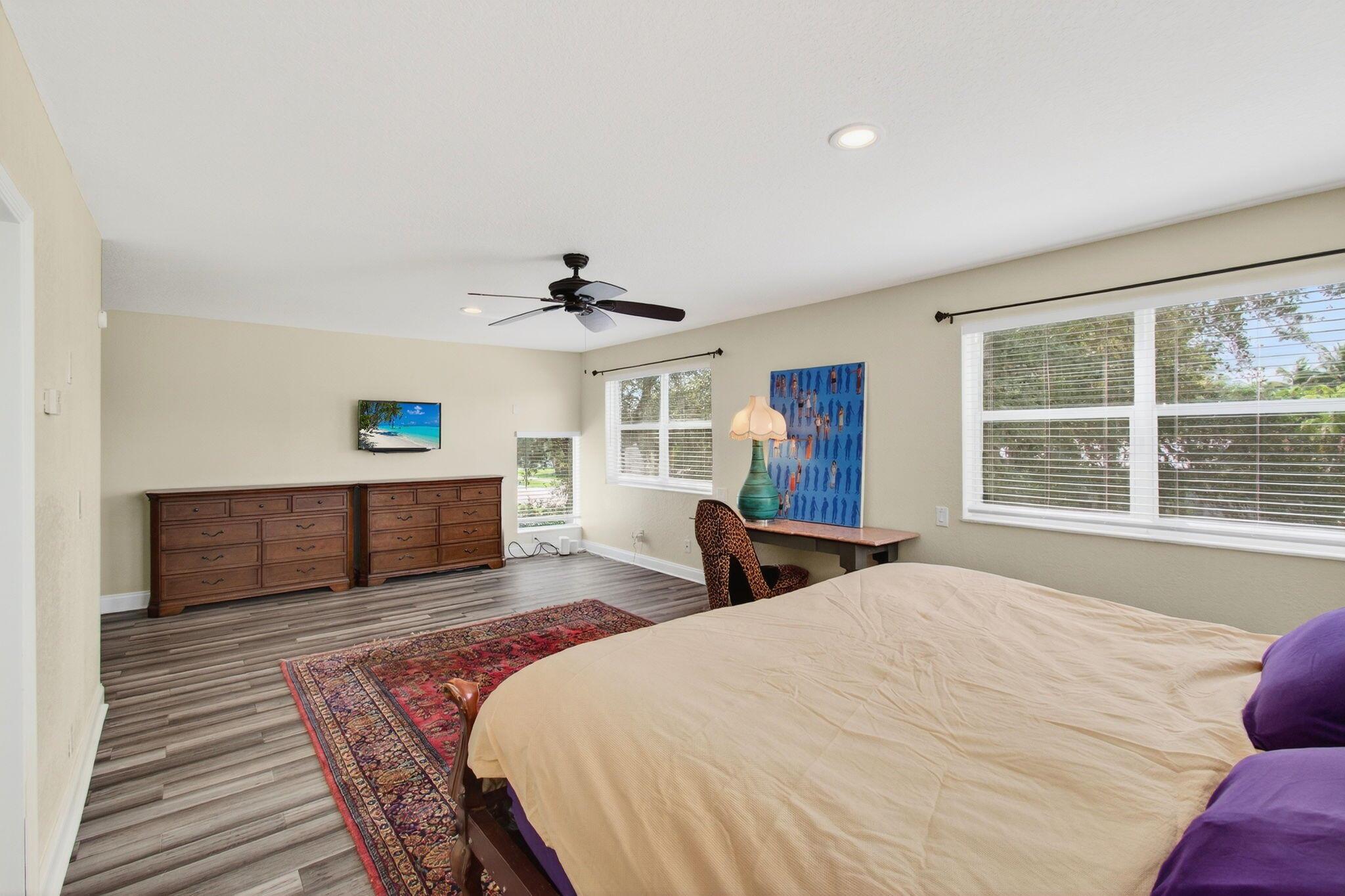 NORTH PALM BEACH VILLAGE - Residential