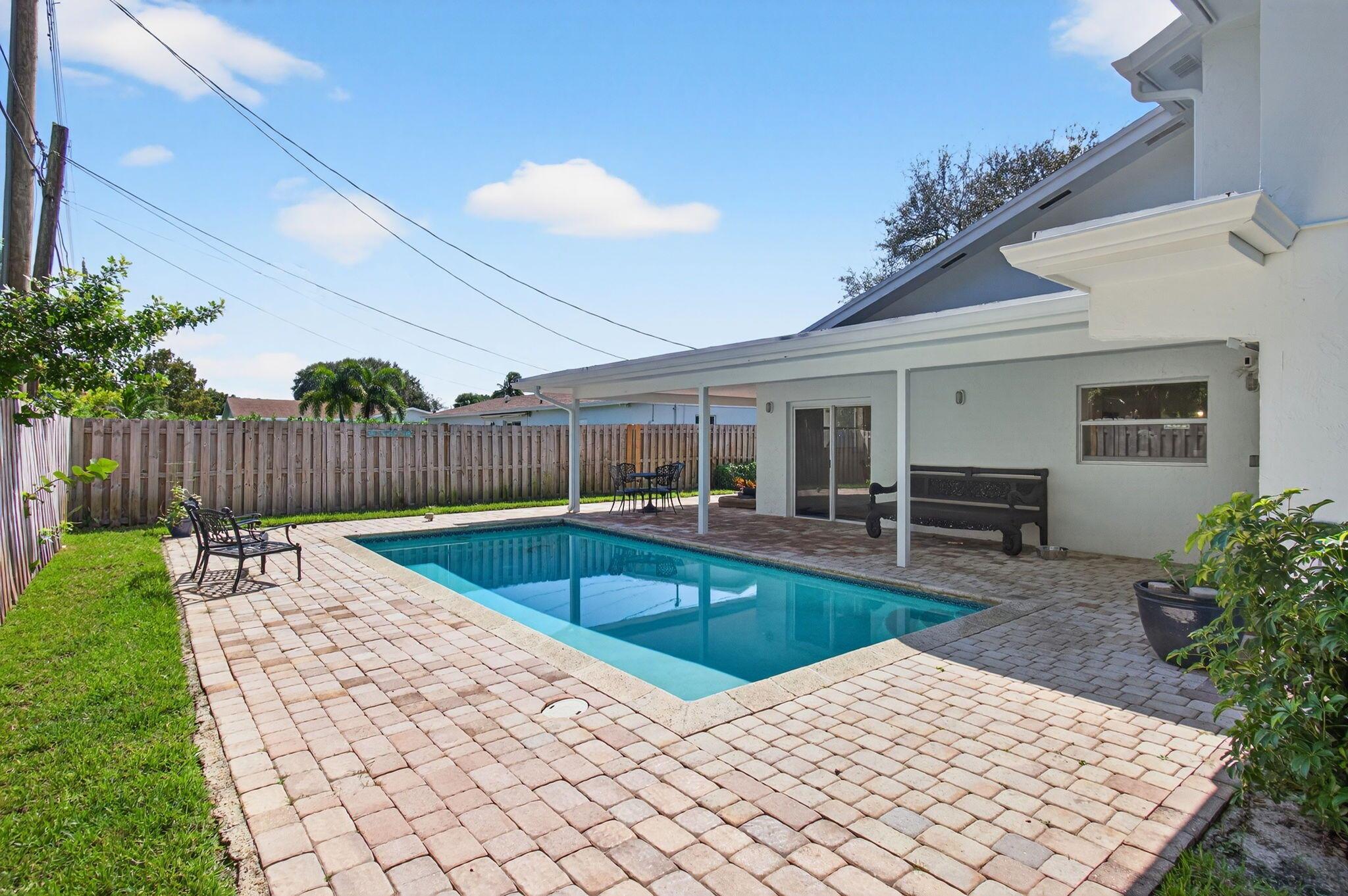 NORTH PALM BEACH VILLAGE - Residential