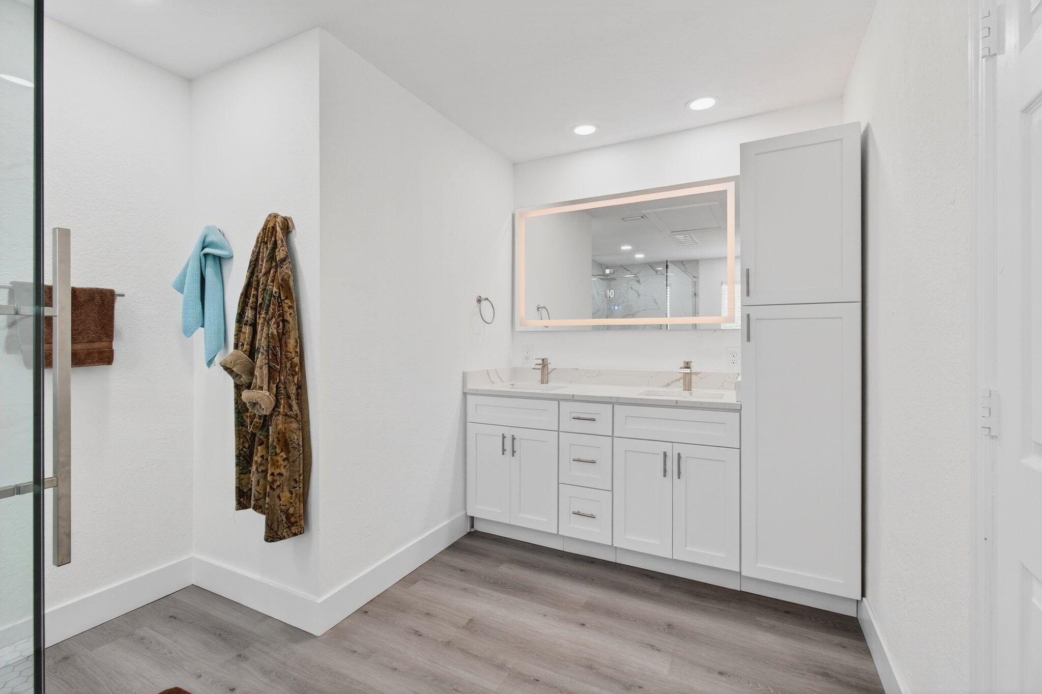 NORTH PALM BEACH VILLAGE - Residential
