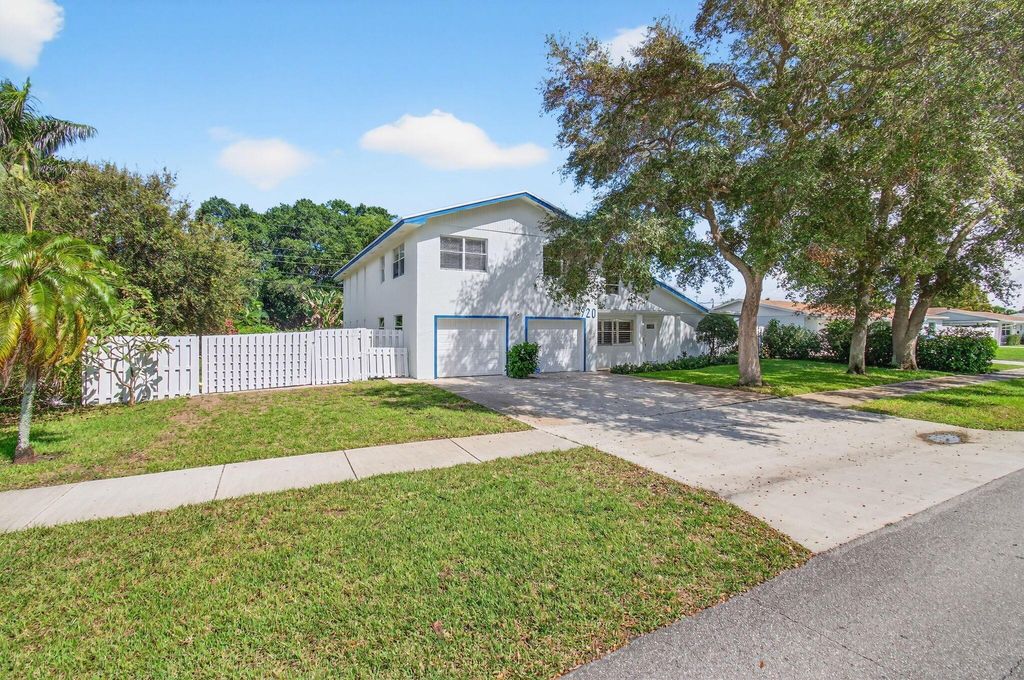 Photo of 920 Lighthouse Drive, North Palm Beach, FL 33408 (MLS # R11134349)