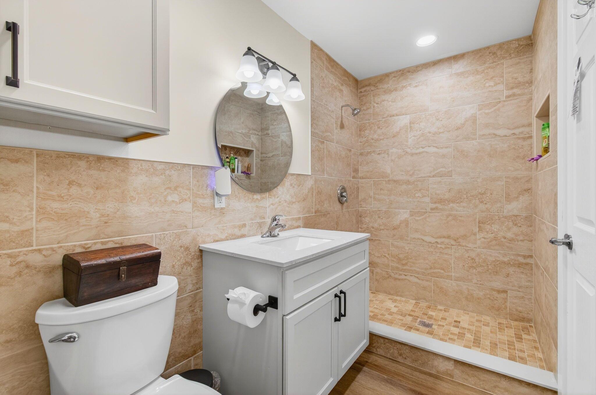 NORTH PALM BEACH VILLAGE - Residential
