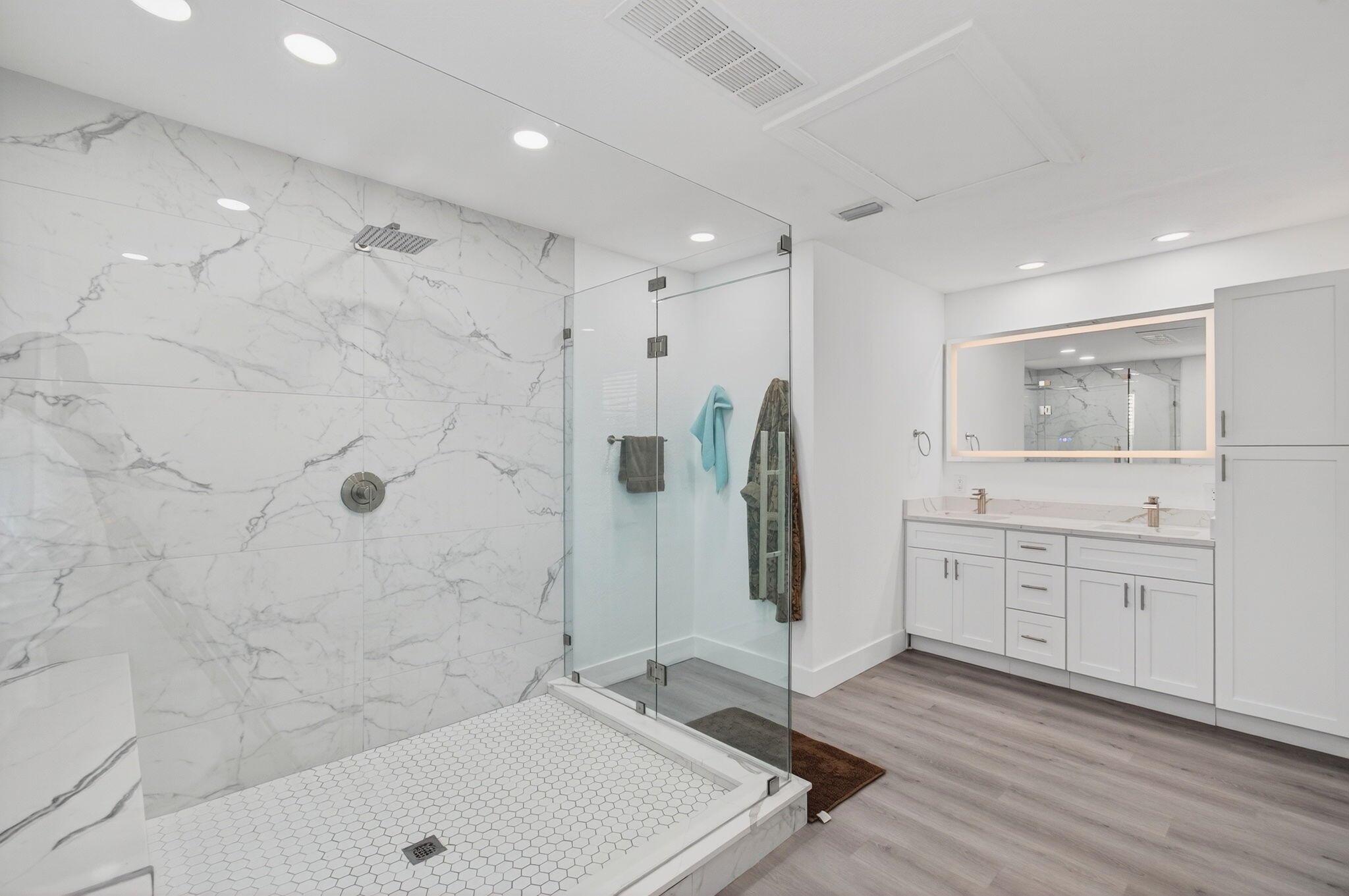 NORTH PALM BEACH VILLAGE - Residential
