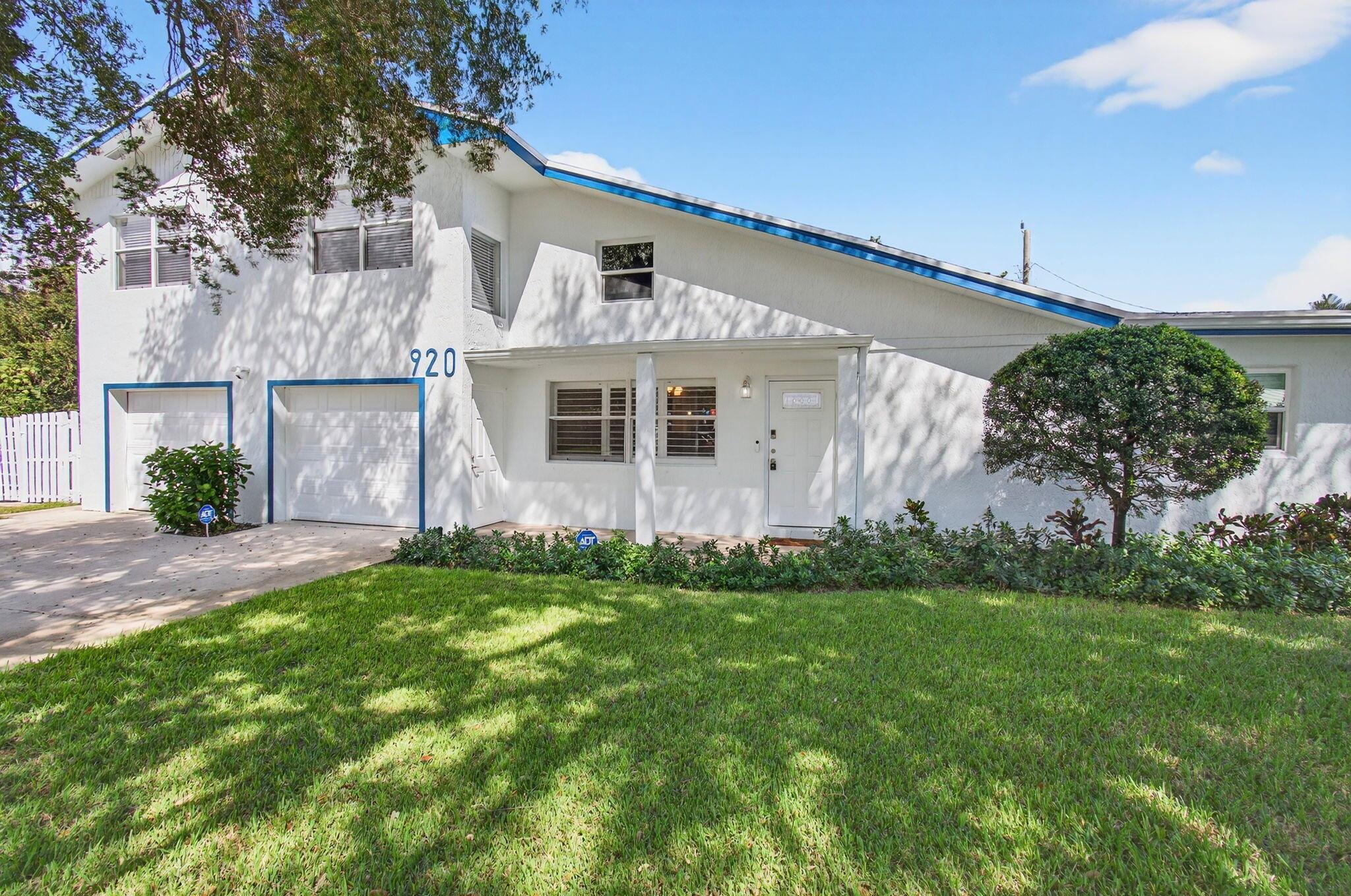 NORTH PALM BEACH VILLAGE - Residential
